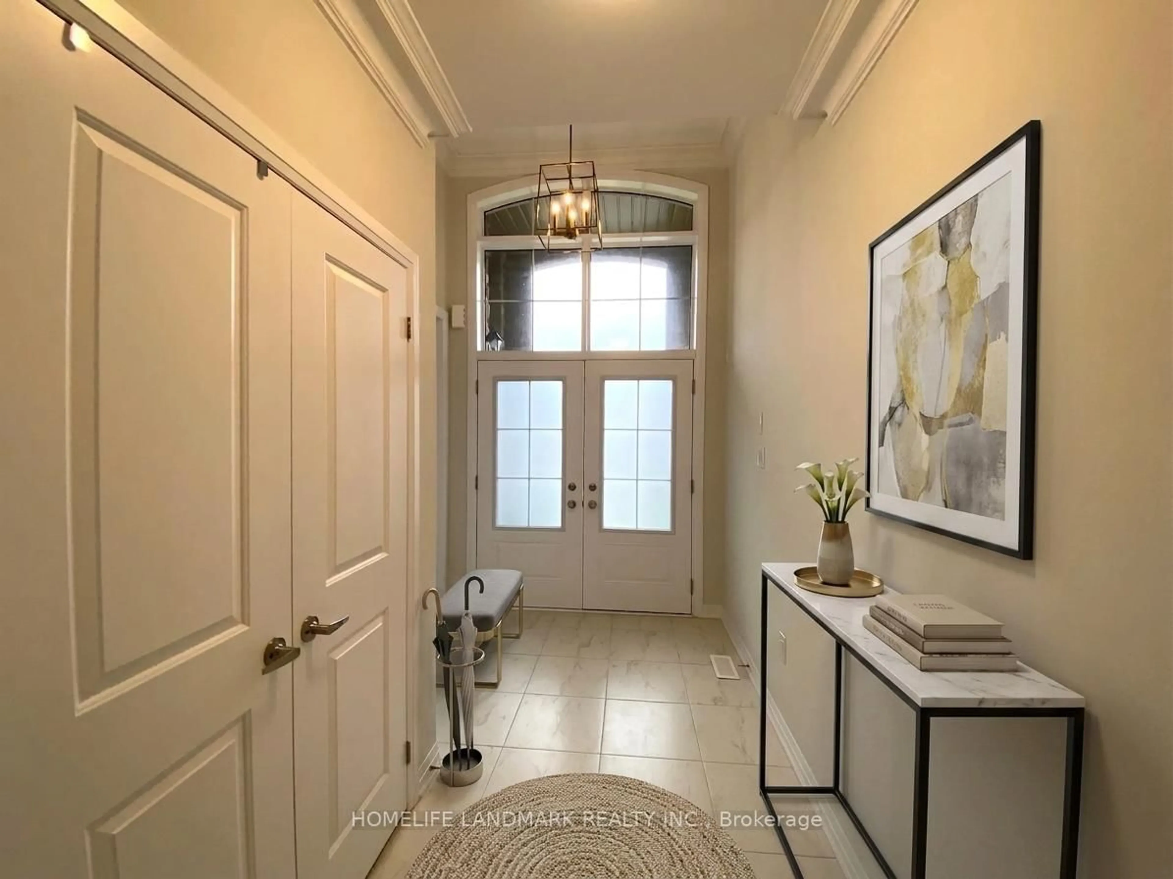 Indoor entryway for 1486 Broderick St, Innisfil Ontario L9S 0R4