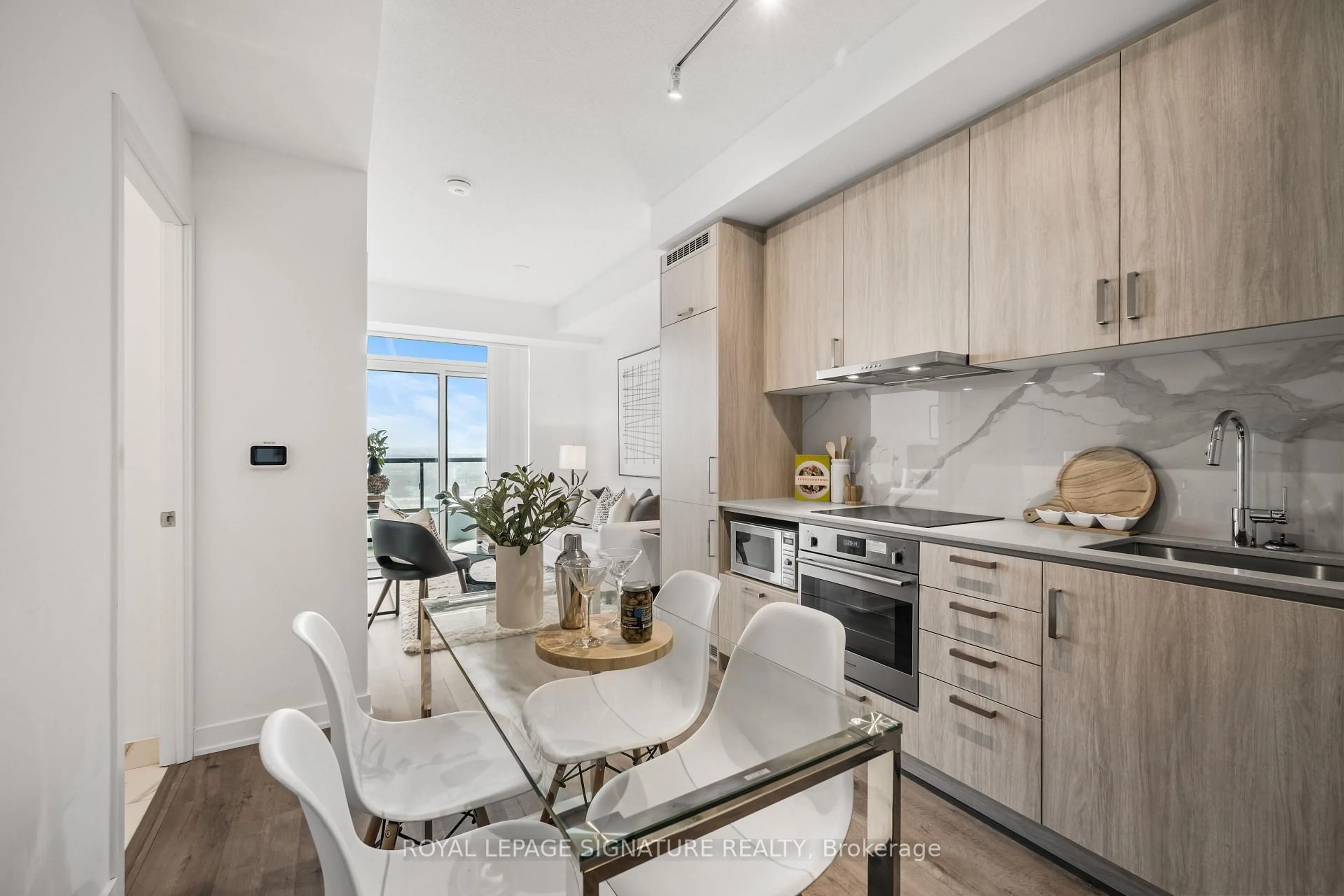 Contemporary kitchen, unknown for 60 Honeycrisp Cres #1101, Vaughan Ontario L4K 0N5