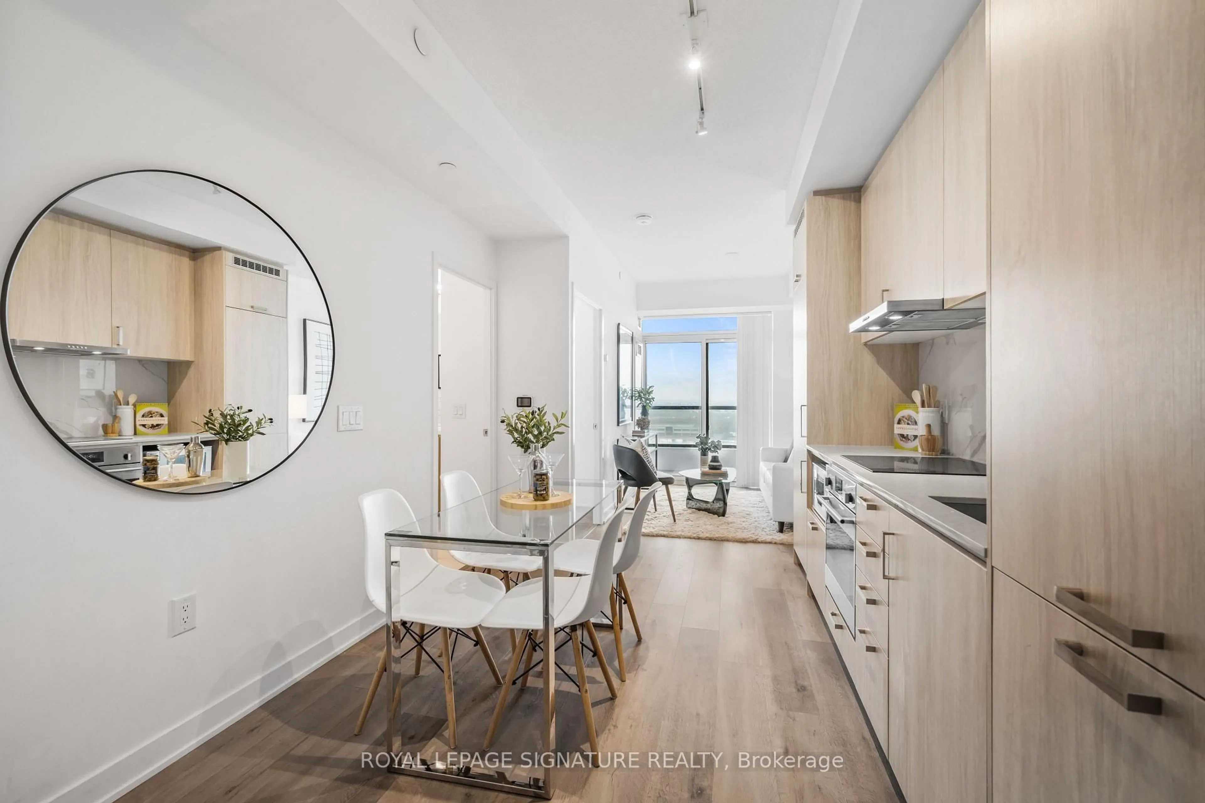 Unknown for 60 Honeycrisp Cres #1101, Vaughan Ontario L4K 0N5