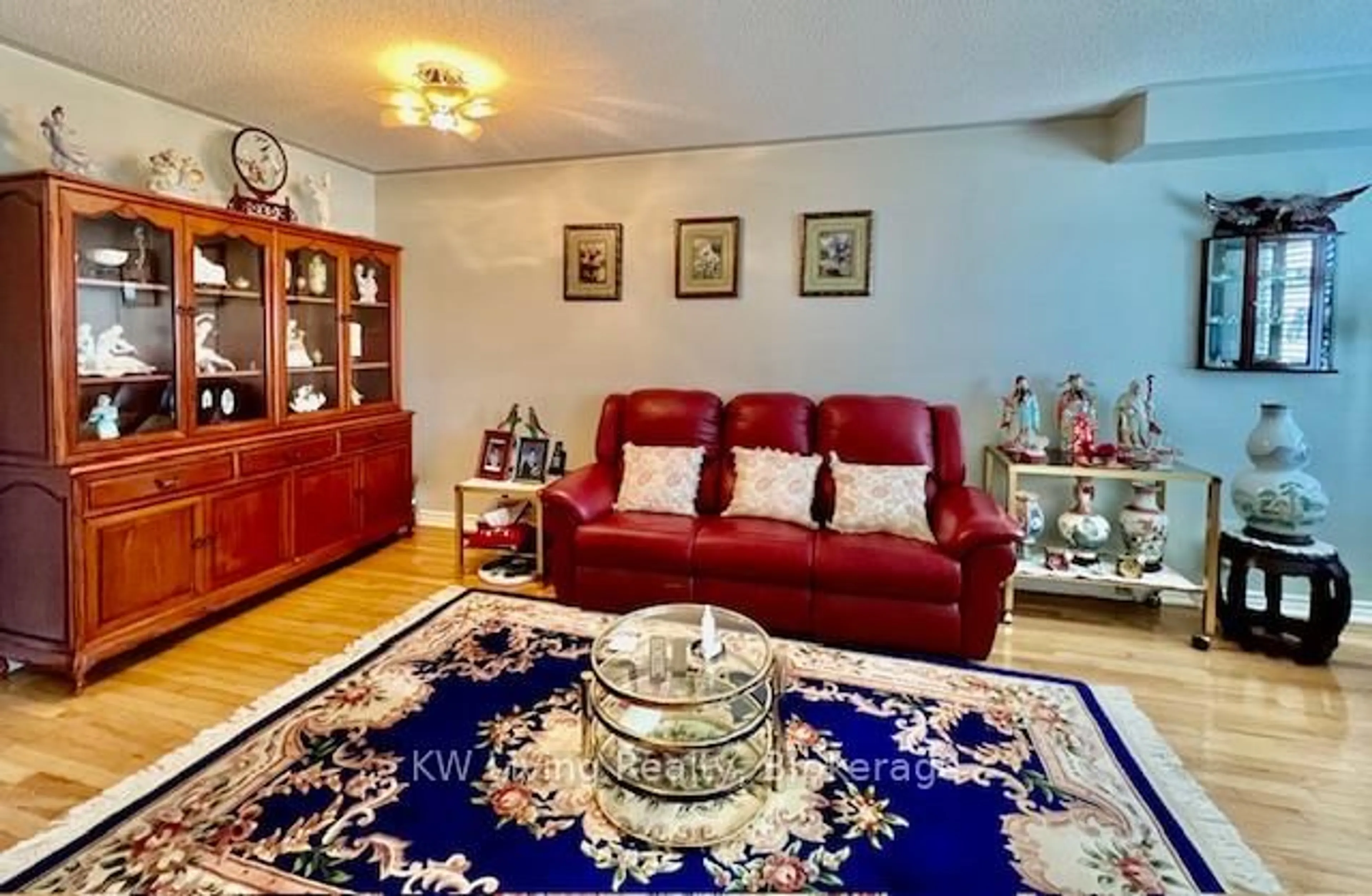 Living room with furniture, unknown for 125 South Unionville Ave, Markham Ontario L3R 6B8