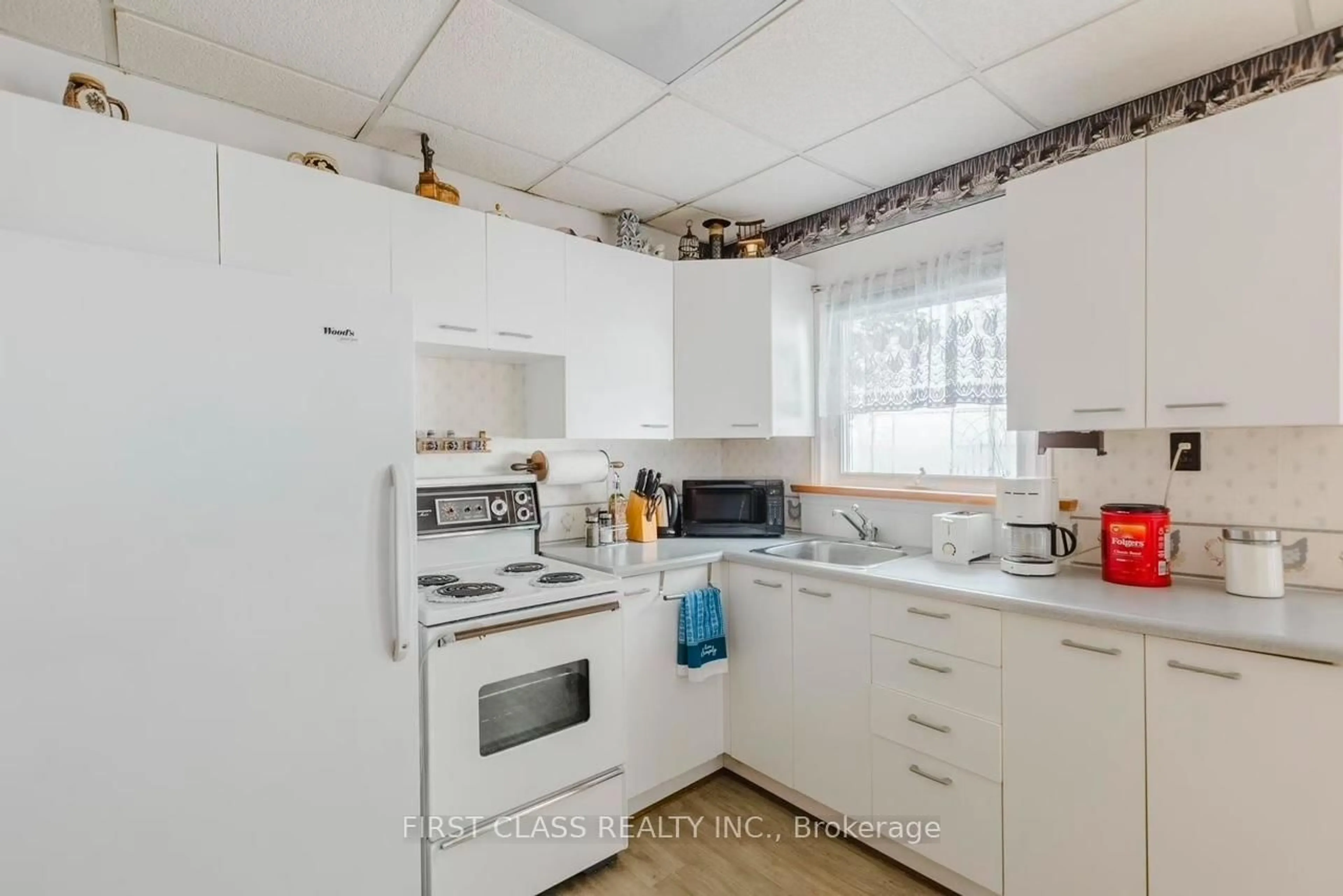 Standard kitchen, unknown for 88 Alsops Beach Rd, Brock Ontario L0K 1A0