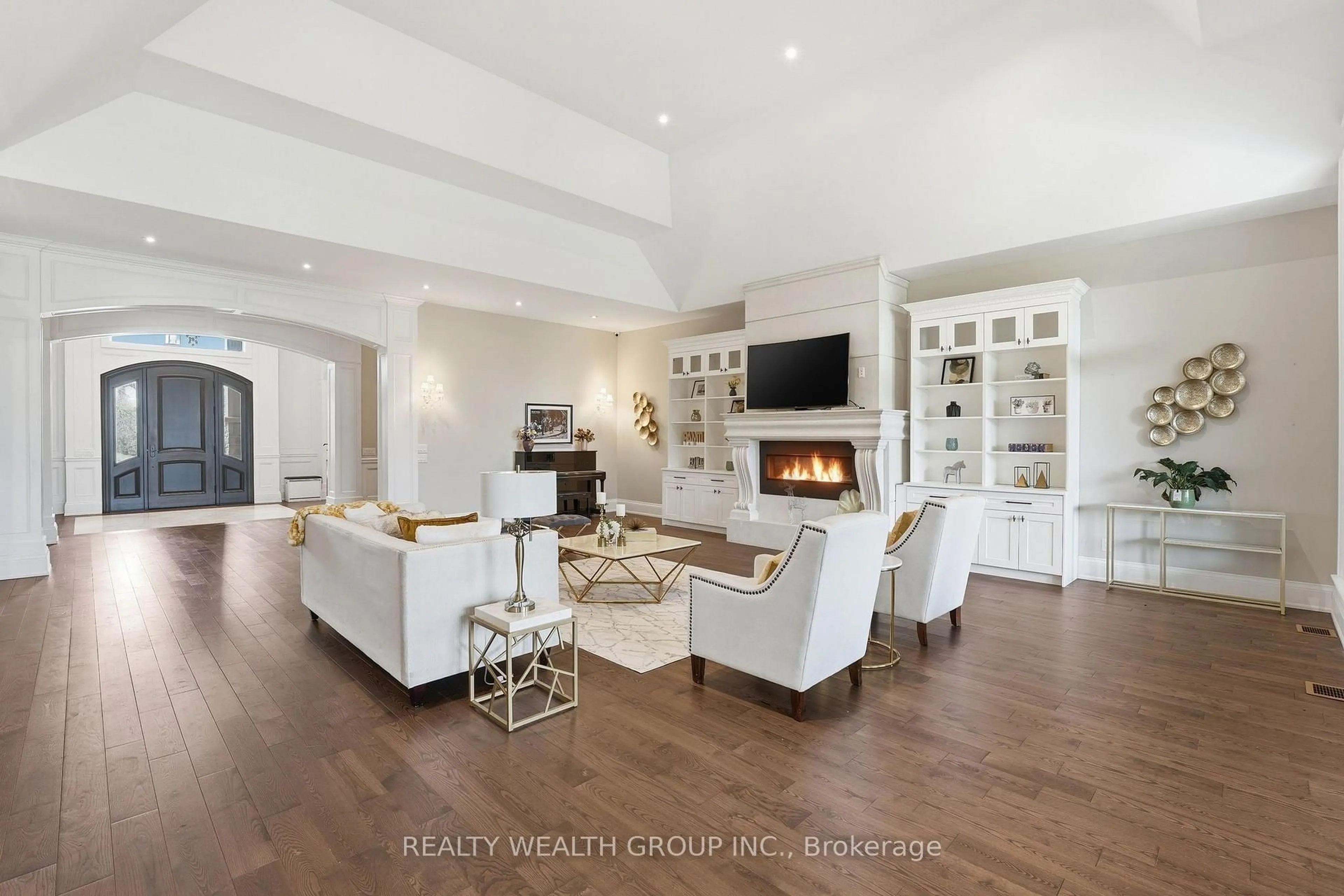 Living room with furniture, unknown for 37 Greenan Rd, Whitchurch-Stouffville Ontario L4A 3H7