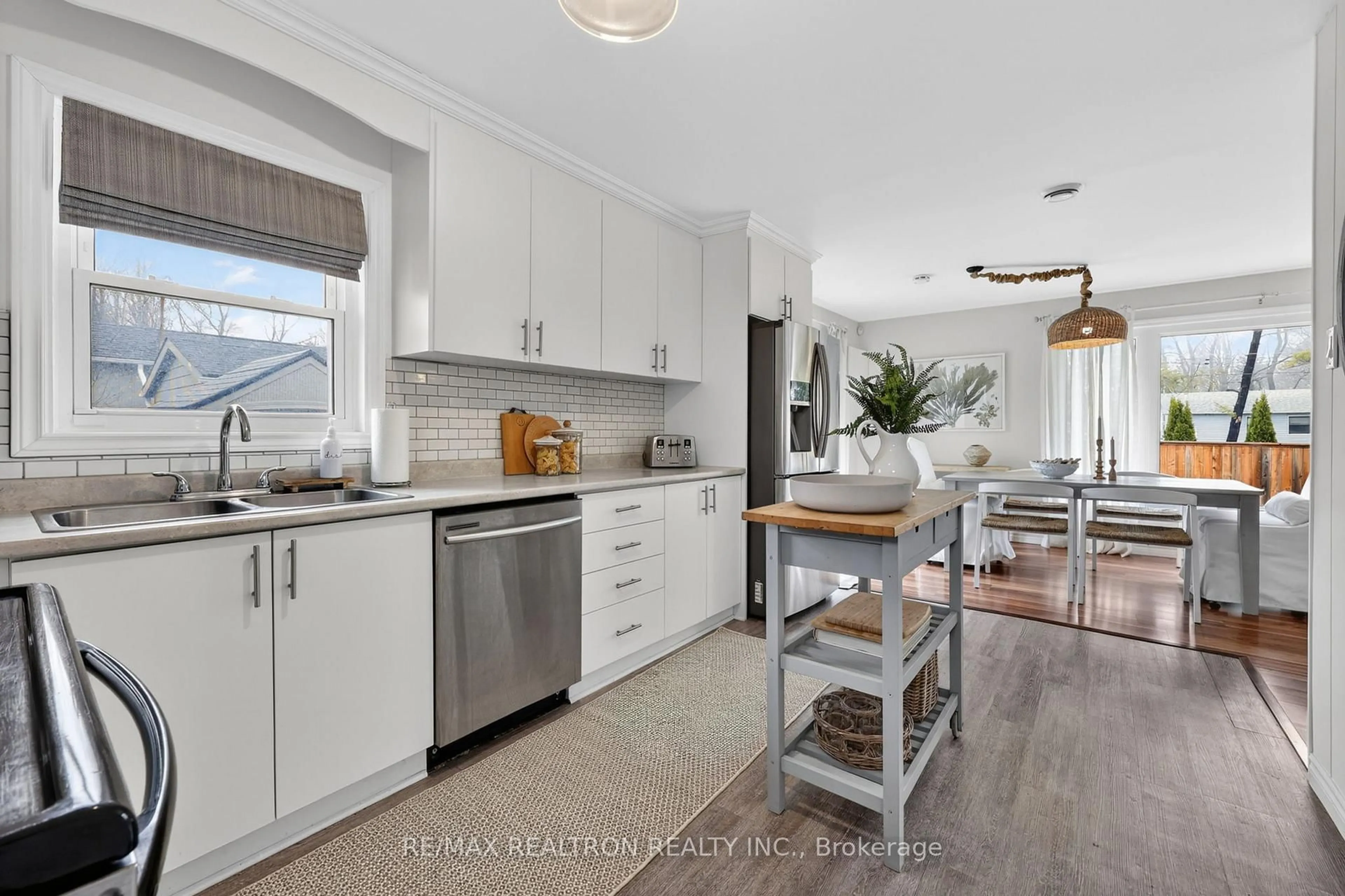 Open concept kitchen, unknown for 290 Big Bay Point Rd, Innisfil Ontario L9S 2P6