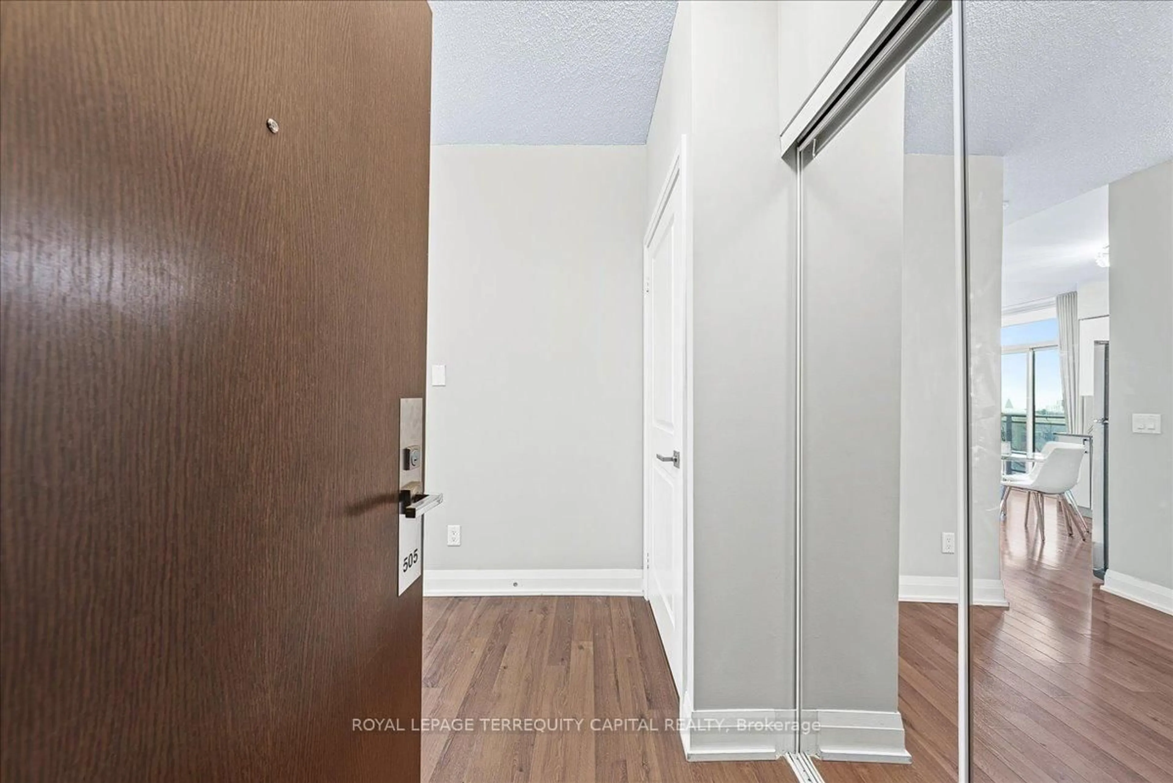 A pic of a room for 85 North Park Rd #505, Vaughan Ontario L4J 0H9