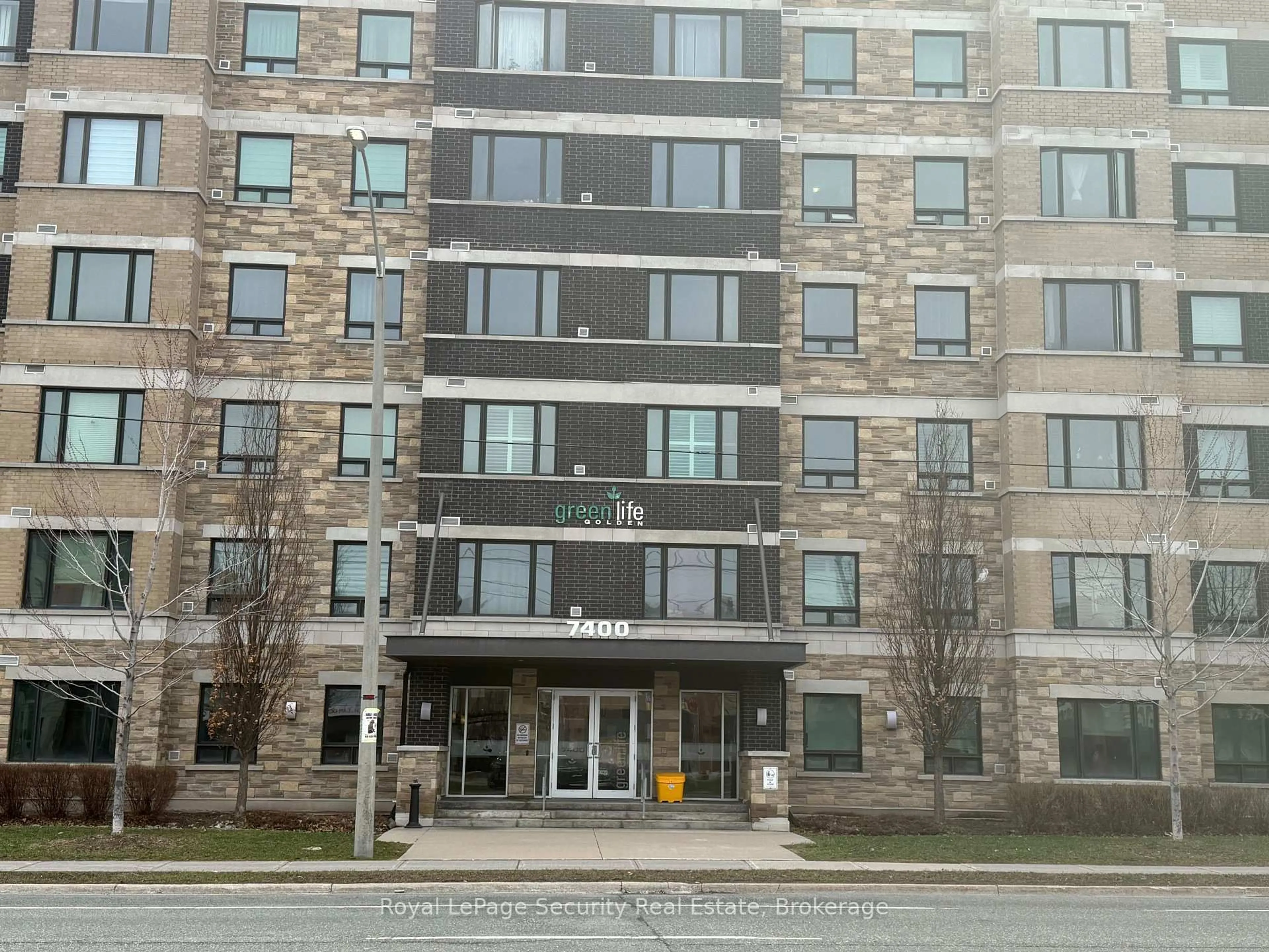 Indoor foyer for 7400 Markham Rd #203, Markham Ontario L3S 0C5