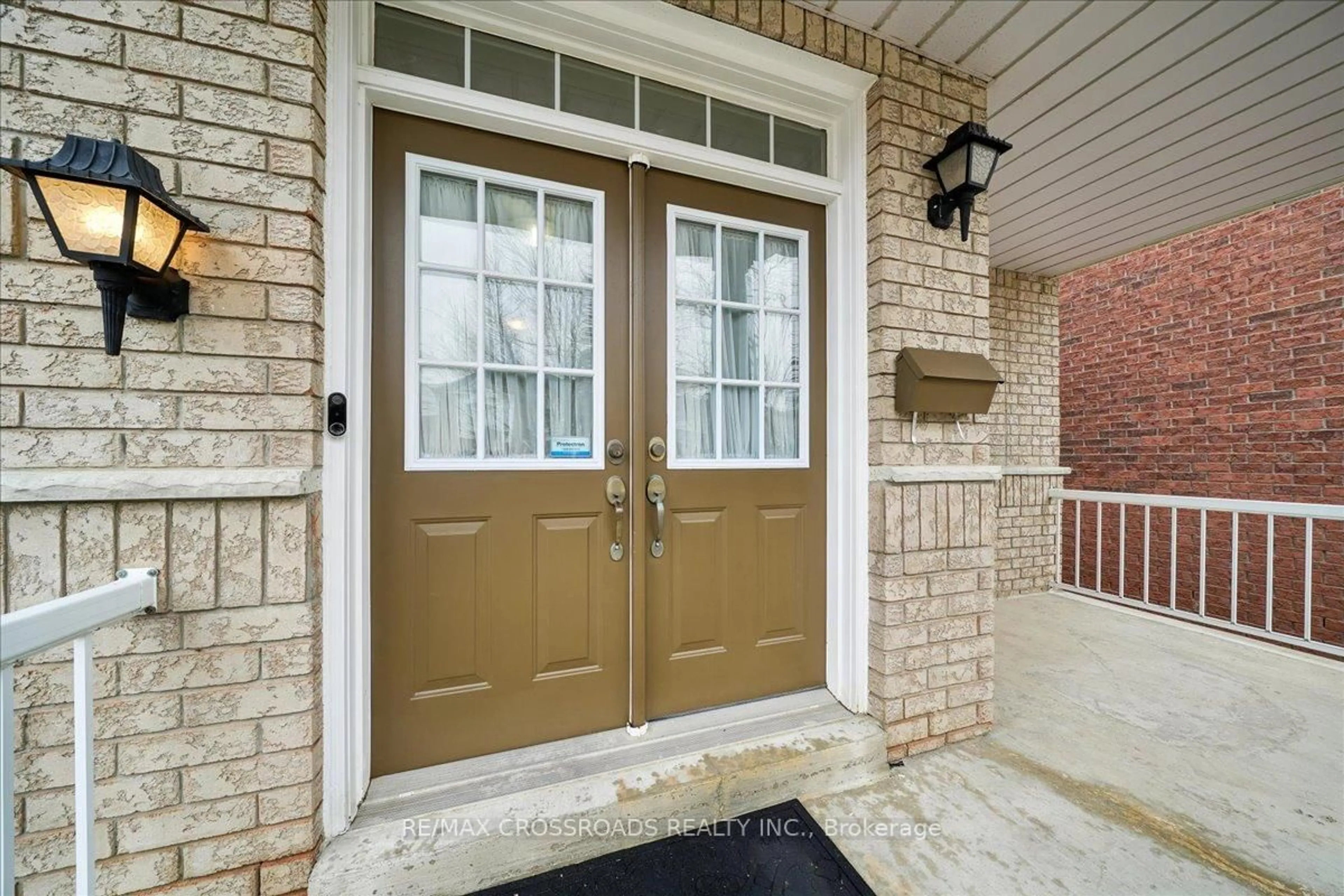 Indoor entryway for 11 Cottingham St, Markham Ontario L6C 2V3
