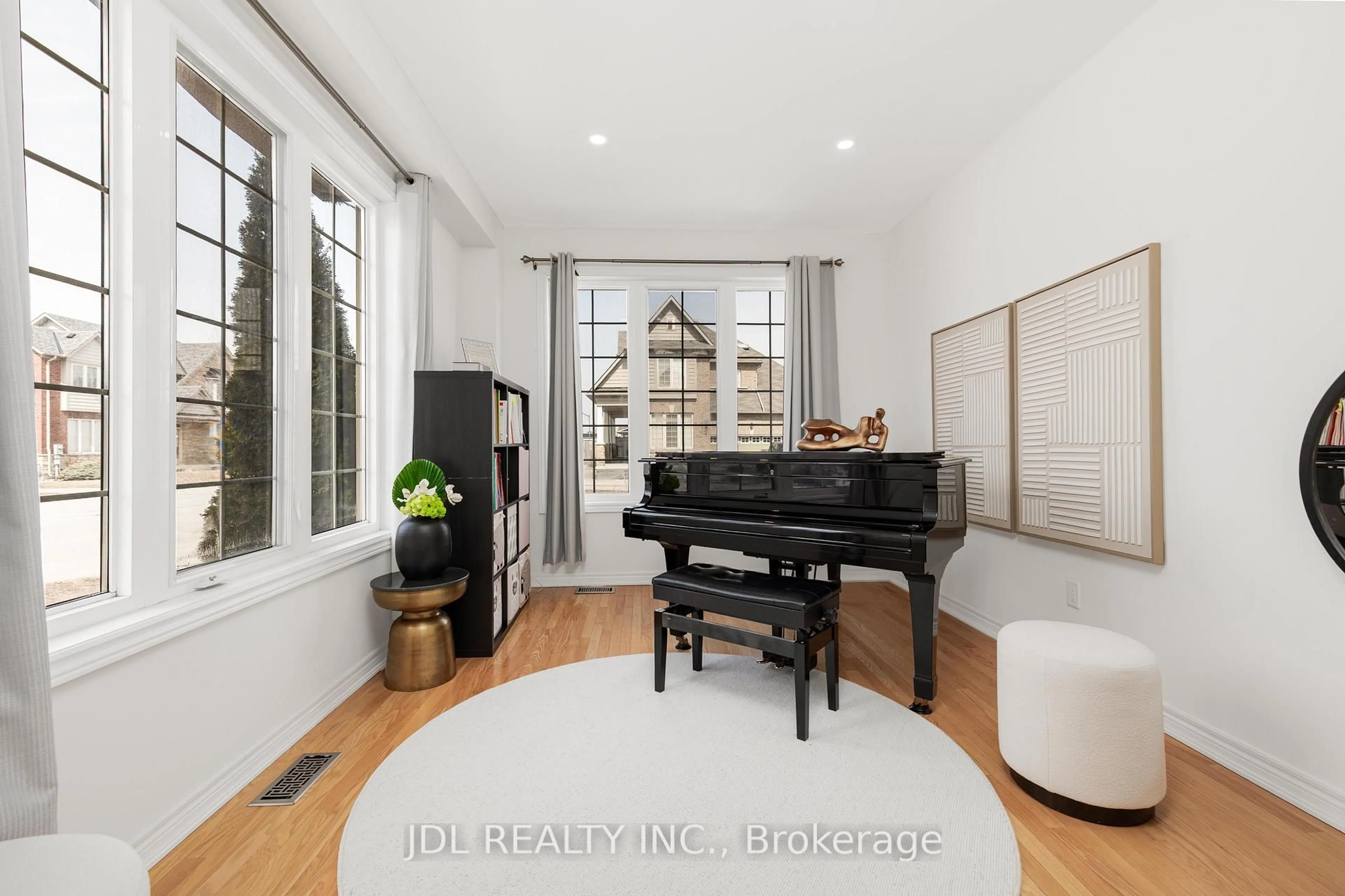 Unknown for 3 Mansard Dr, Richmond Hill Ontario L4E 0L8