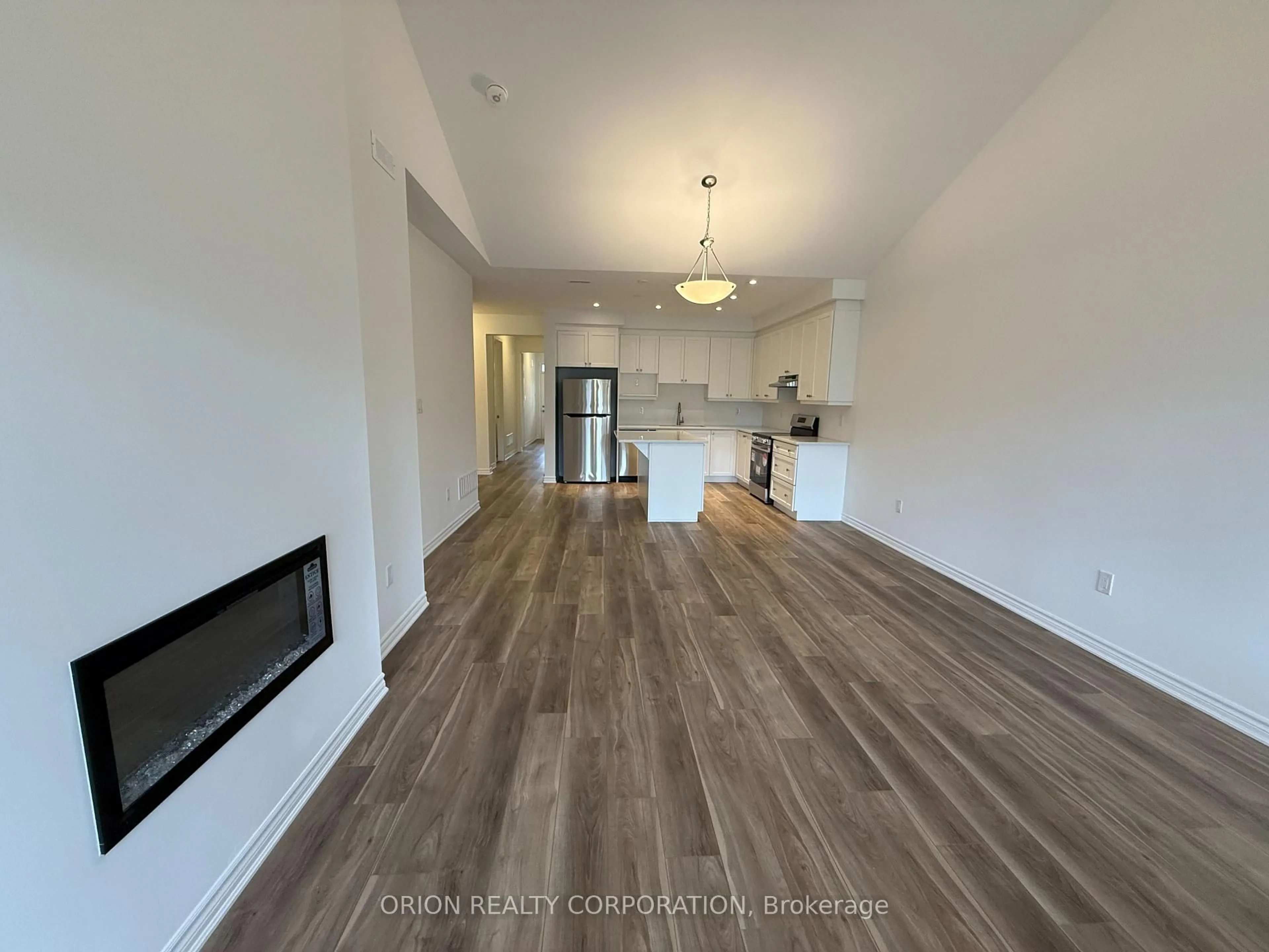 A pic of a room for 706 Sargeant Pl, Innisfil Ontario L9S 0S9