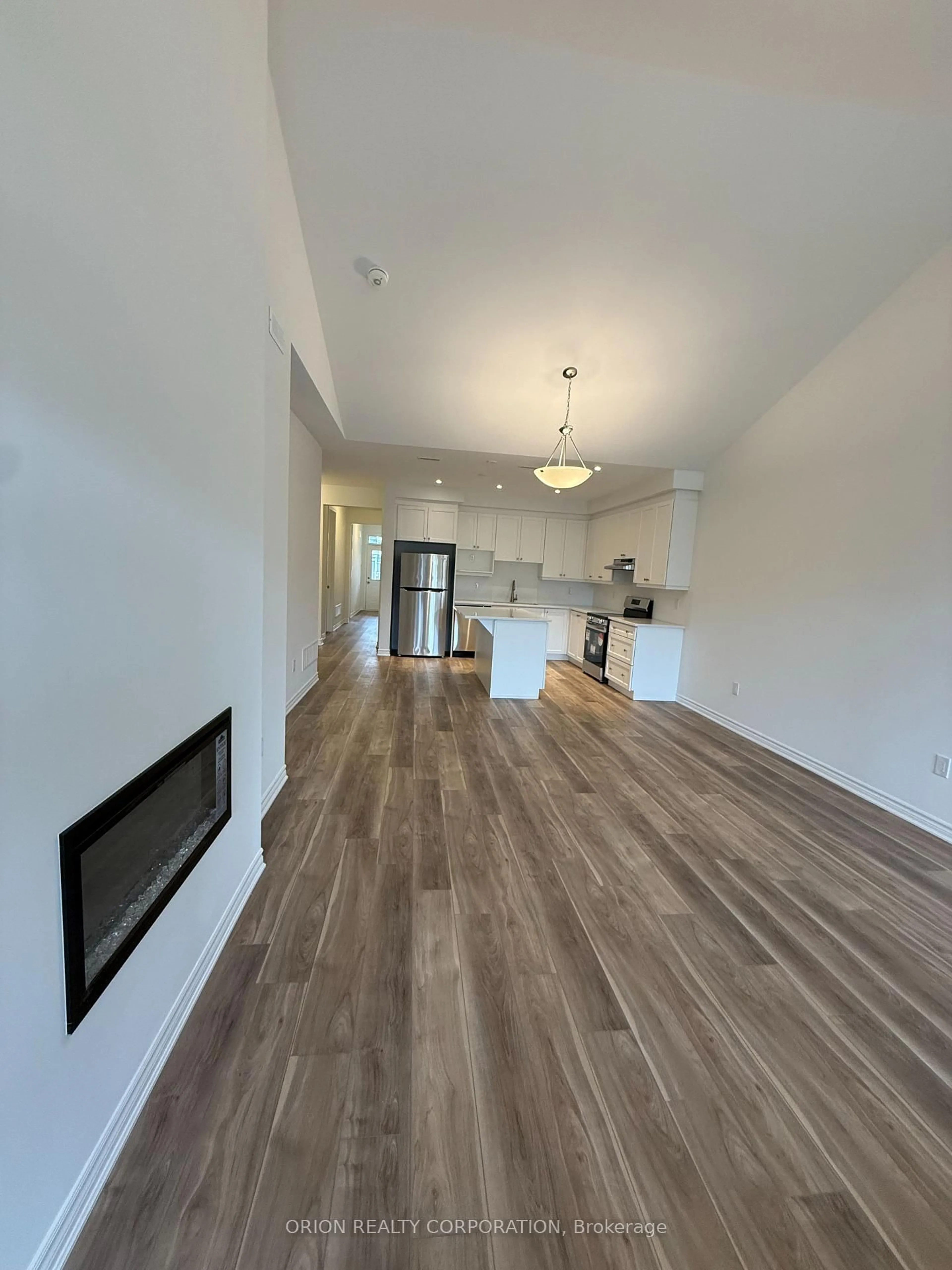 A pic of a room for 706 Sargeant Pl, Innisfil Ontario L9S 0S9