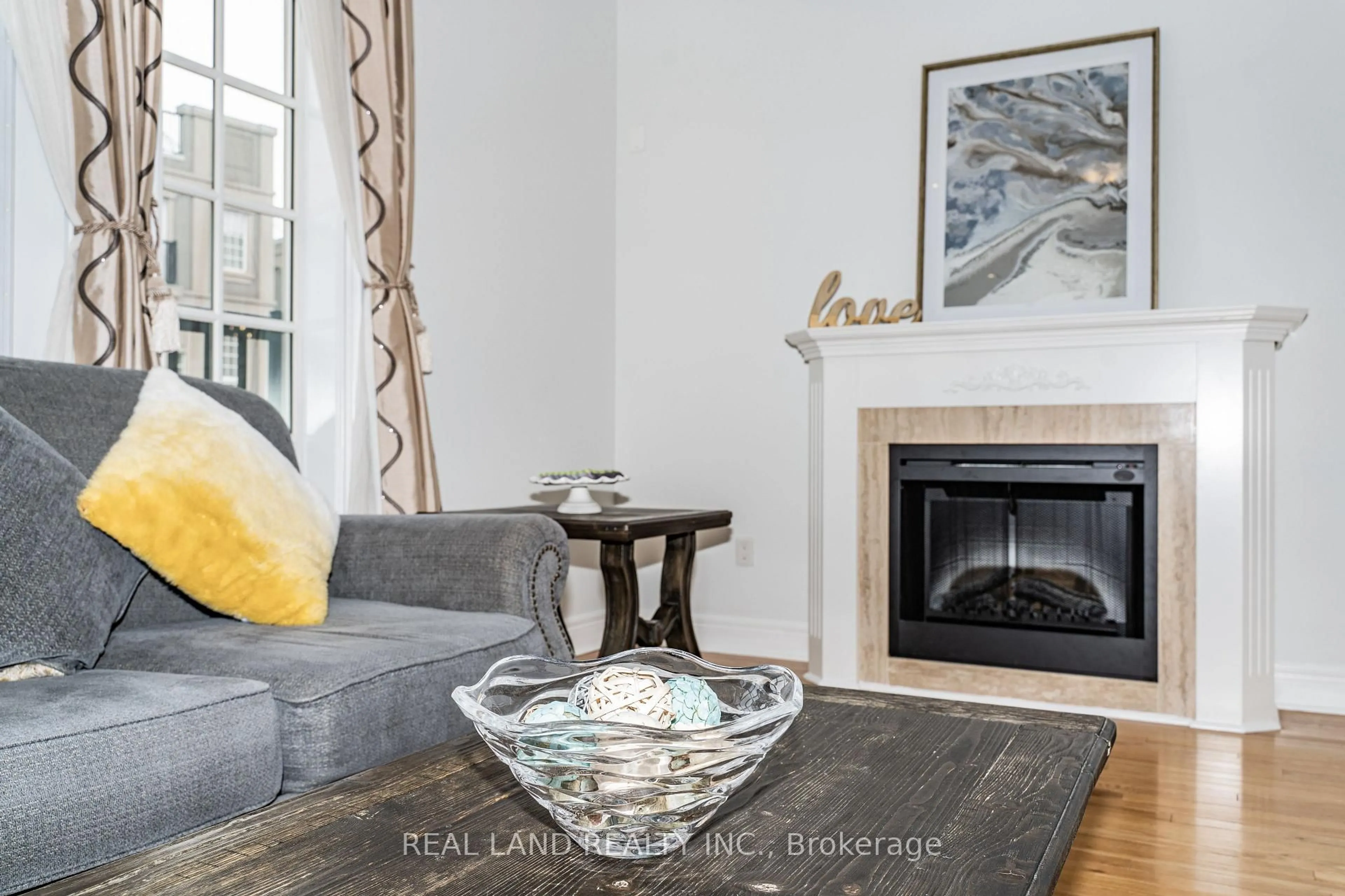 Living room with furniture, unknown for 41 Lord Durham Rd, Markham Ontario L6G 0C2