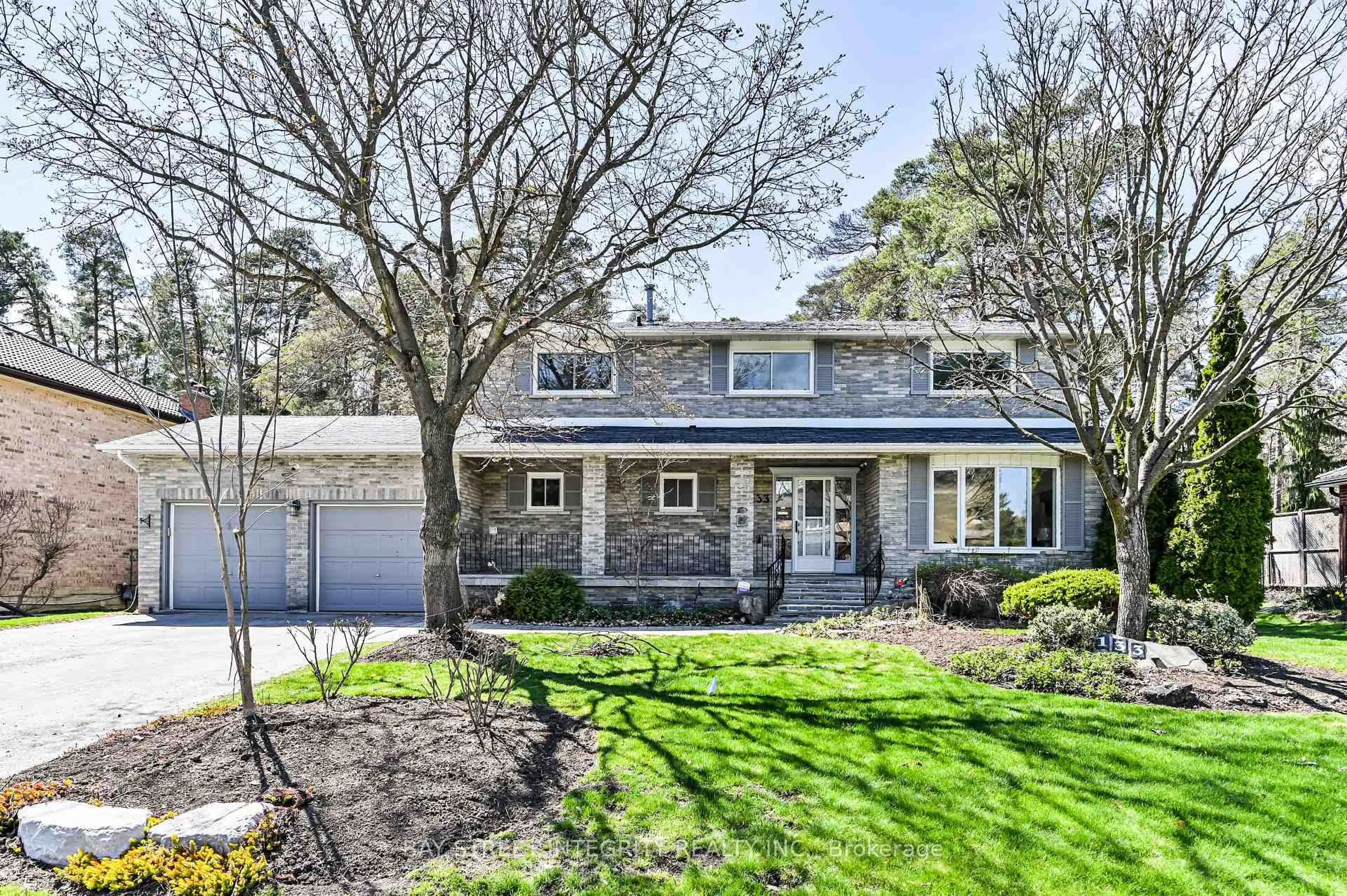 Home with brick exterior material, street for 133 Coons Rd, Richmond Hill Ontario L4E 2M9