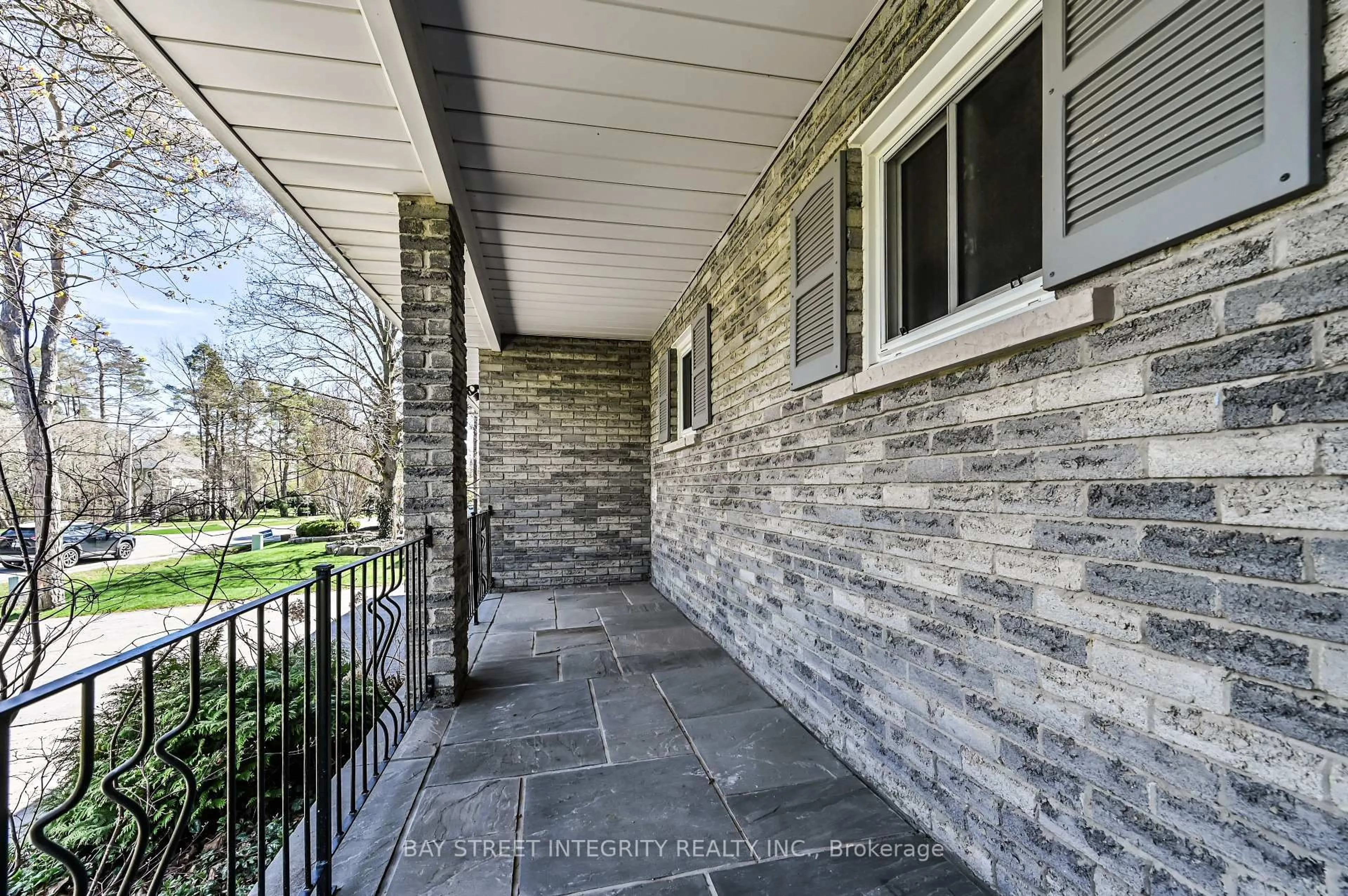 Unknown for 133 Coons Rd, Richmond Hill Ontario L4E 2M9