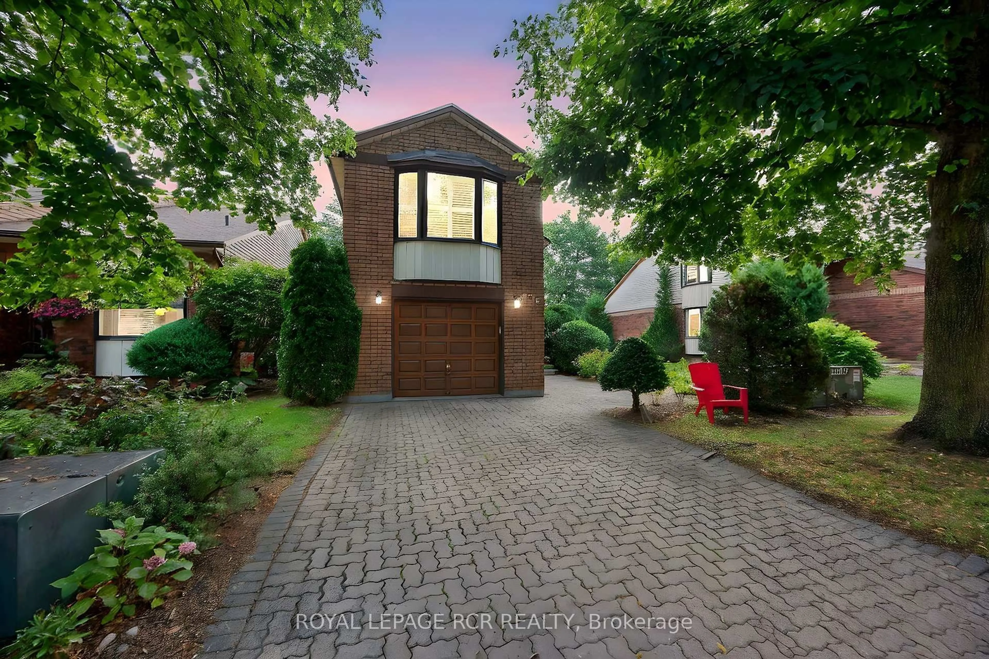 Home with brick exterior material, street for 108 Green Briar Rd, New Tecumseth Ontario L9R 1R4