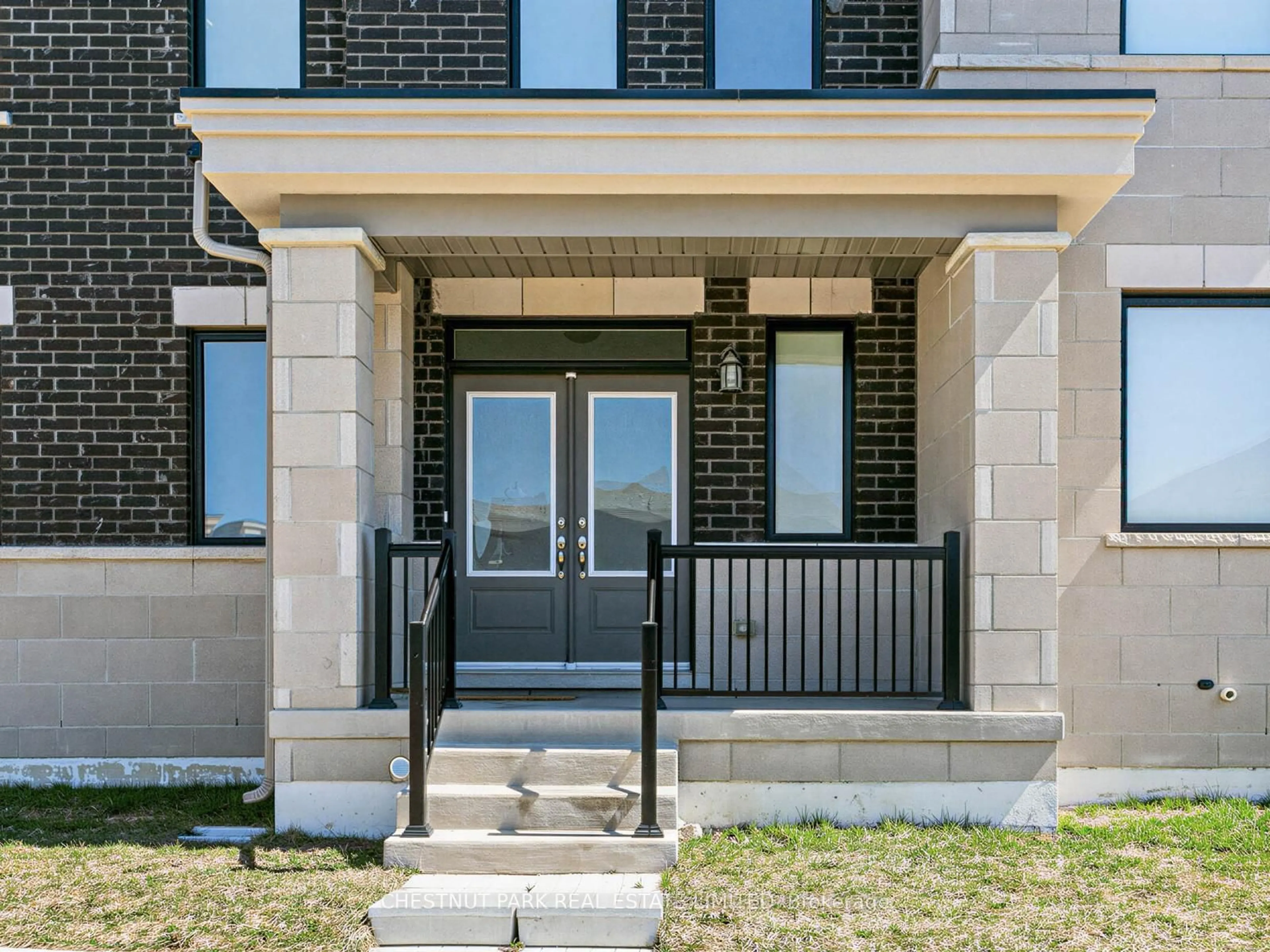 Home with brick exterior material, street for 41 Robert Eaton Ave, Markham Ontario L3S 0G3