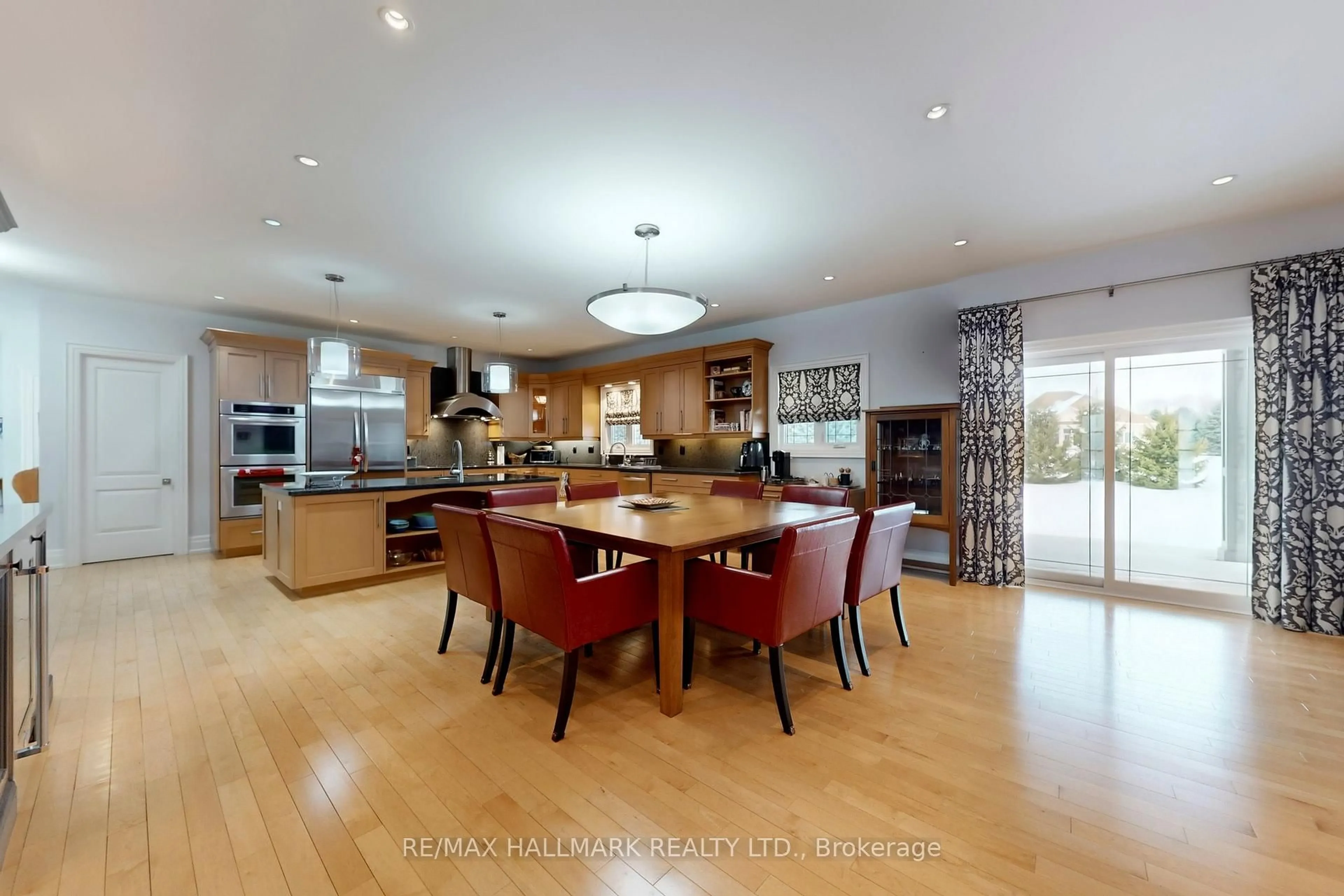 Contemporary kitchen, unknown for 67 Grayfield Dr, Whitchurch-Stouffville Ontario L4A 0B1