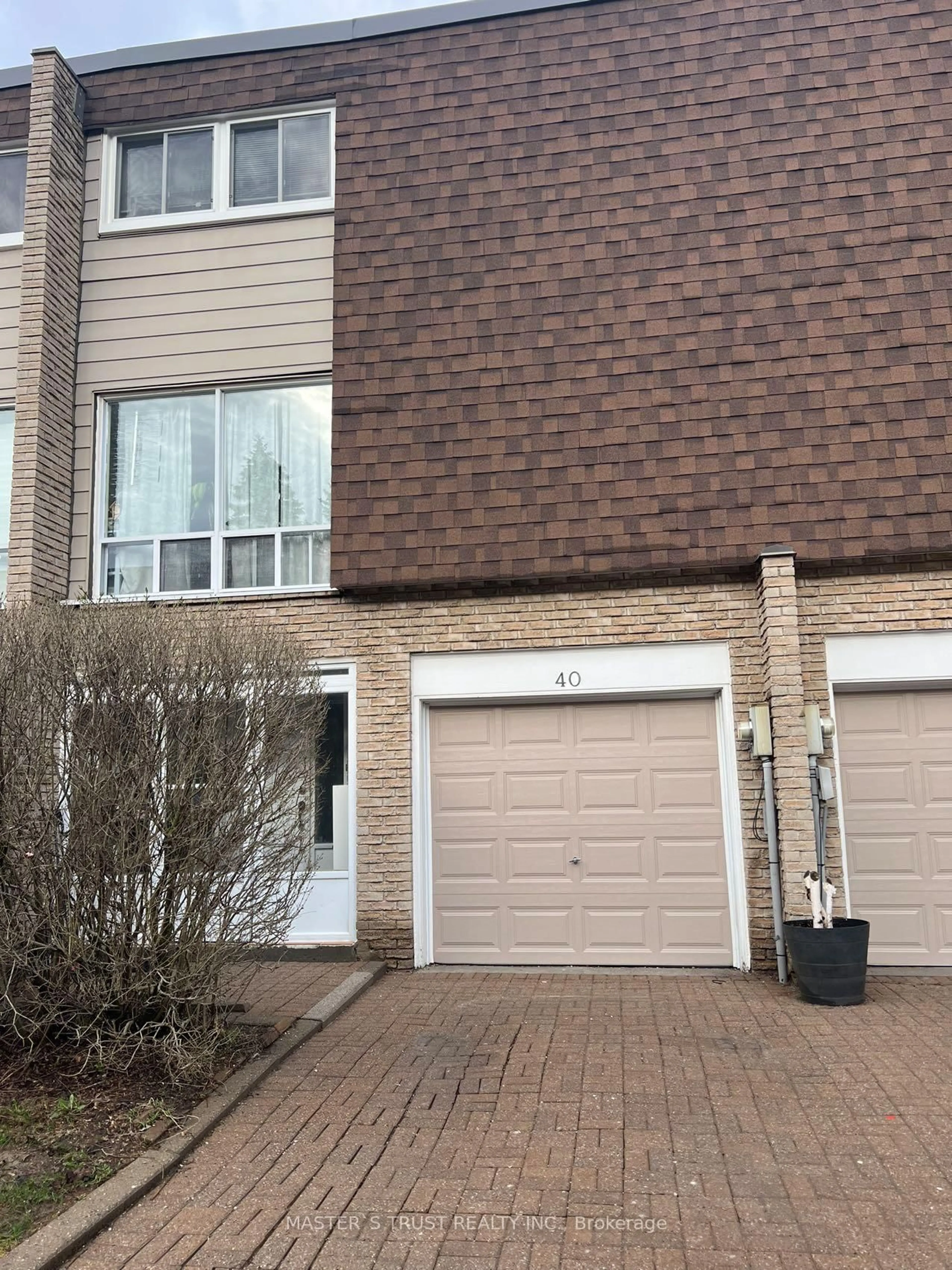 Unknown for 653 Village Pkwy #40, Markham Ontario L3R 2R2