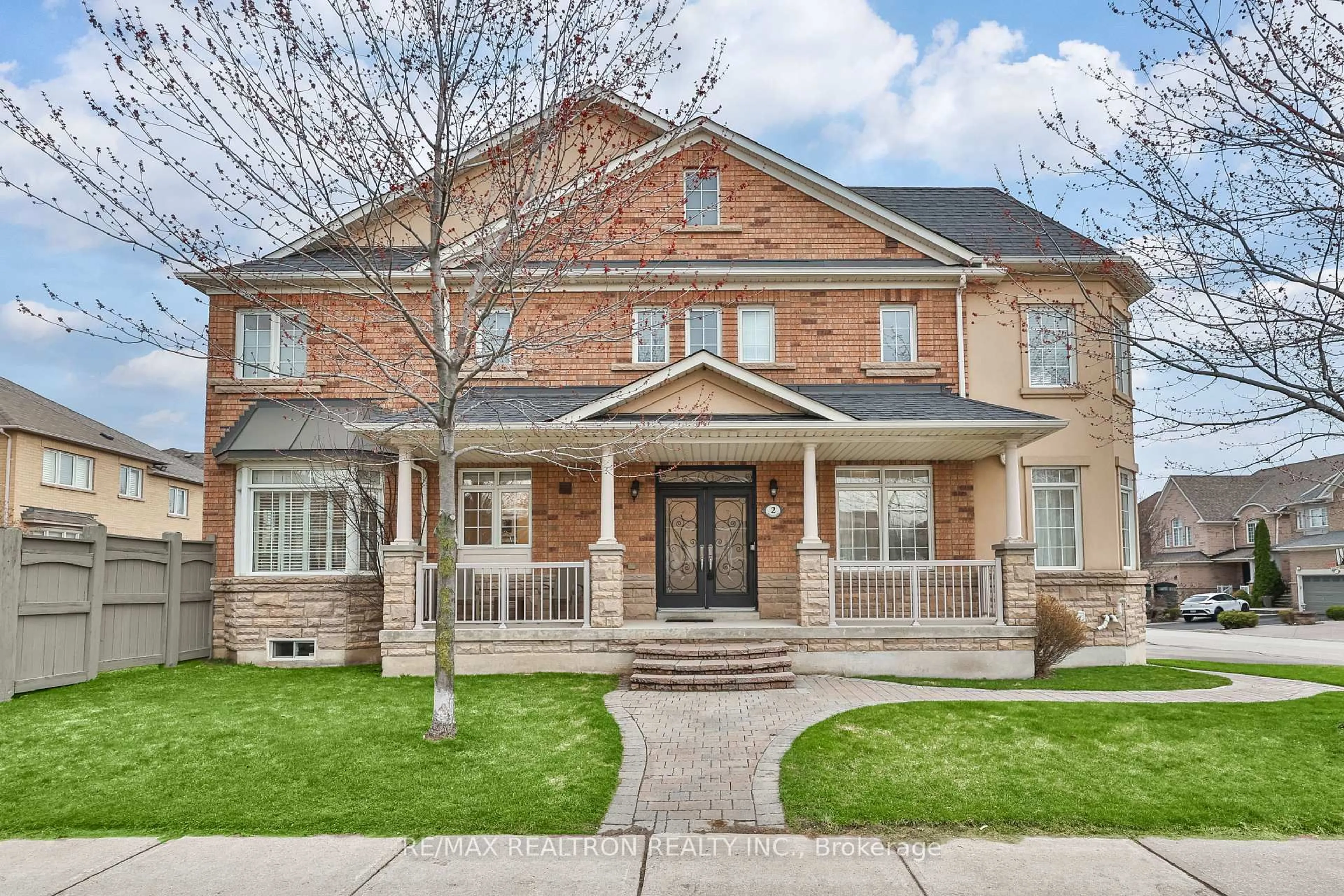 Home with brick exterior material, street for 2 Serene Way, Vaughan Ontario L4J 8Z8