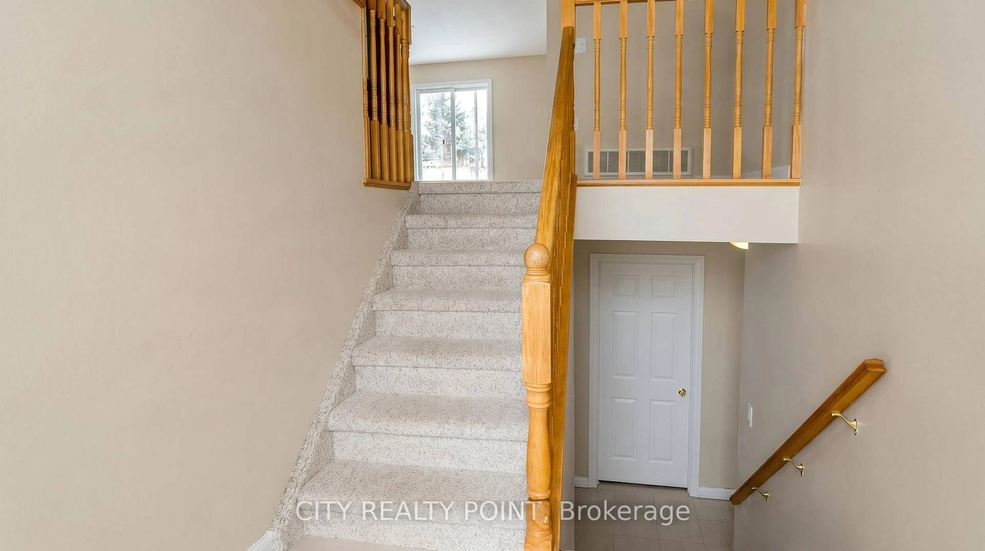 Stairs for 3964 Alcina Ave, Innisfil Ontario L9S 2M1