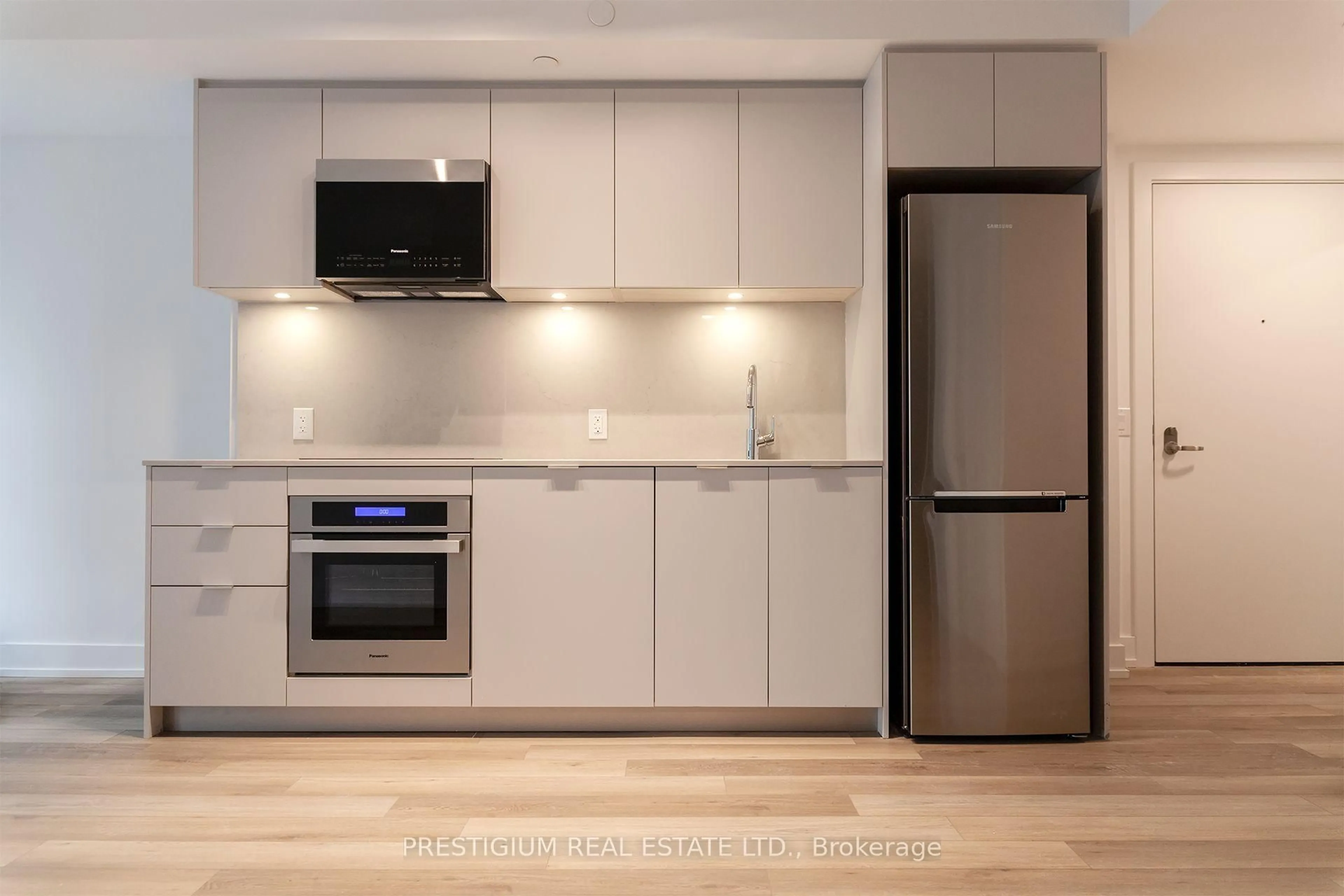 Standard kitchen, unknown for 9 Clegg Rd #1501, Markham Ontario L6G 0H3