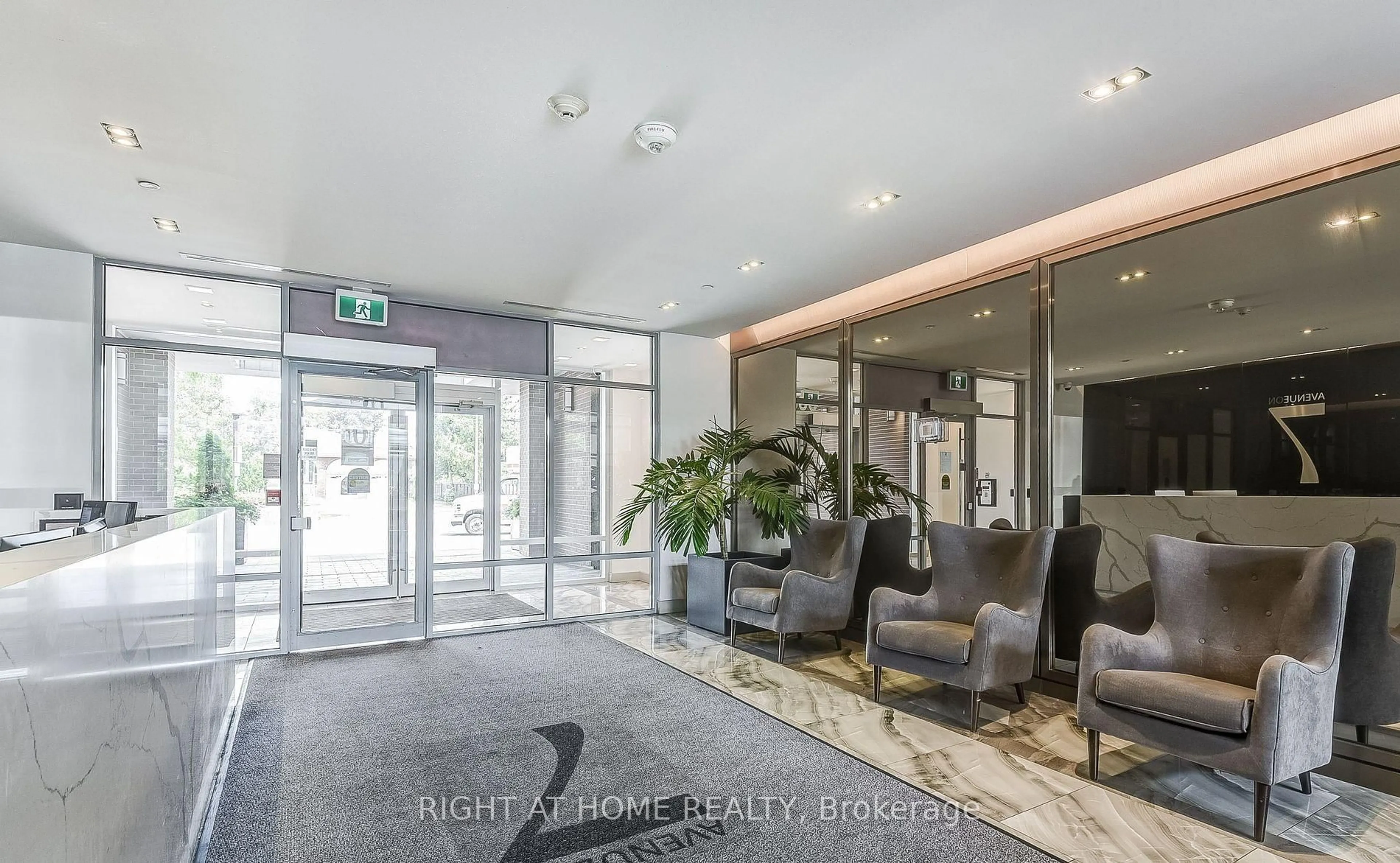Lobby for 4800 Highway 7 #103, Vaughan Ontario L4L 1H8