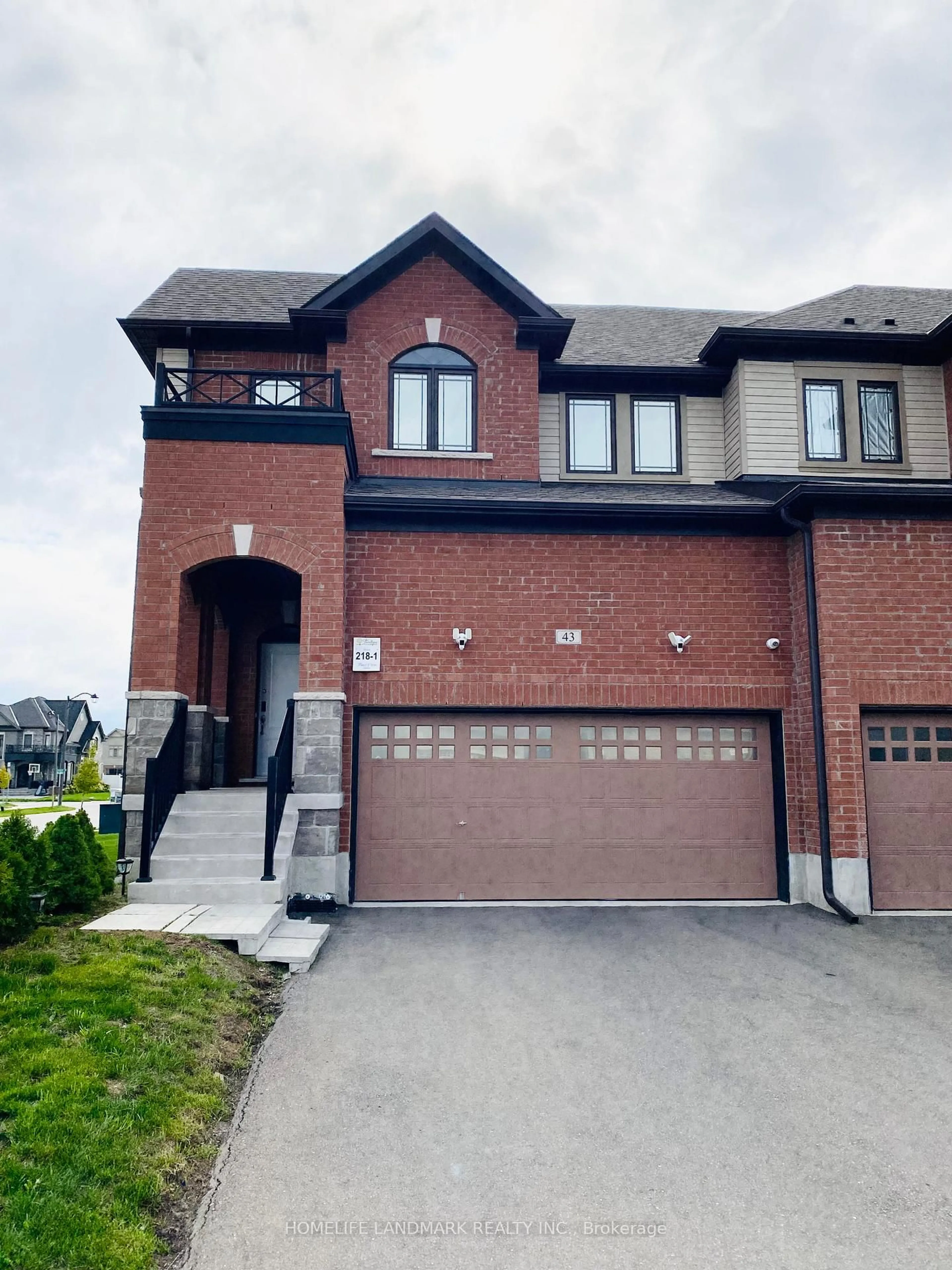 Home with brick exterior material, street for 43 Lorne Thomas Lorne Thomas Pl, New Tecumseth Ontario L9R 0T8