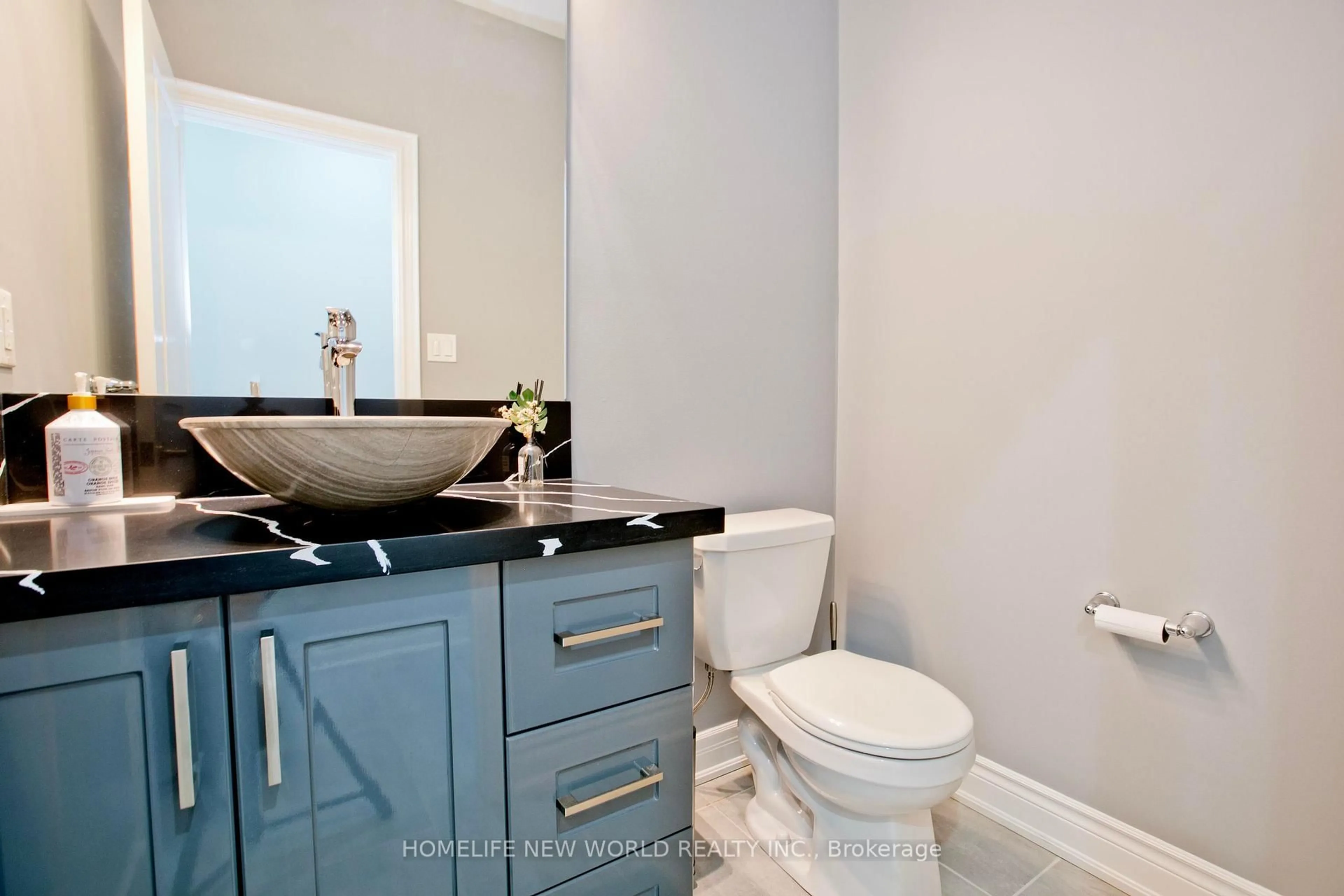 Contemporary bathroom, ceramic/tile floor for 42 RYLER Way, Markham Ontario L3S 0E6