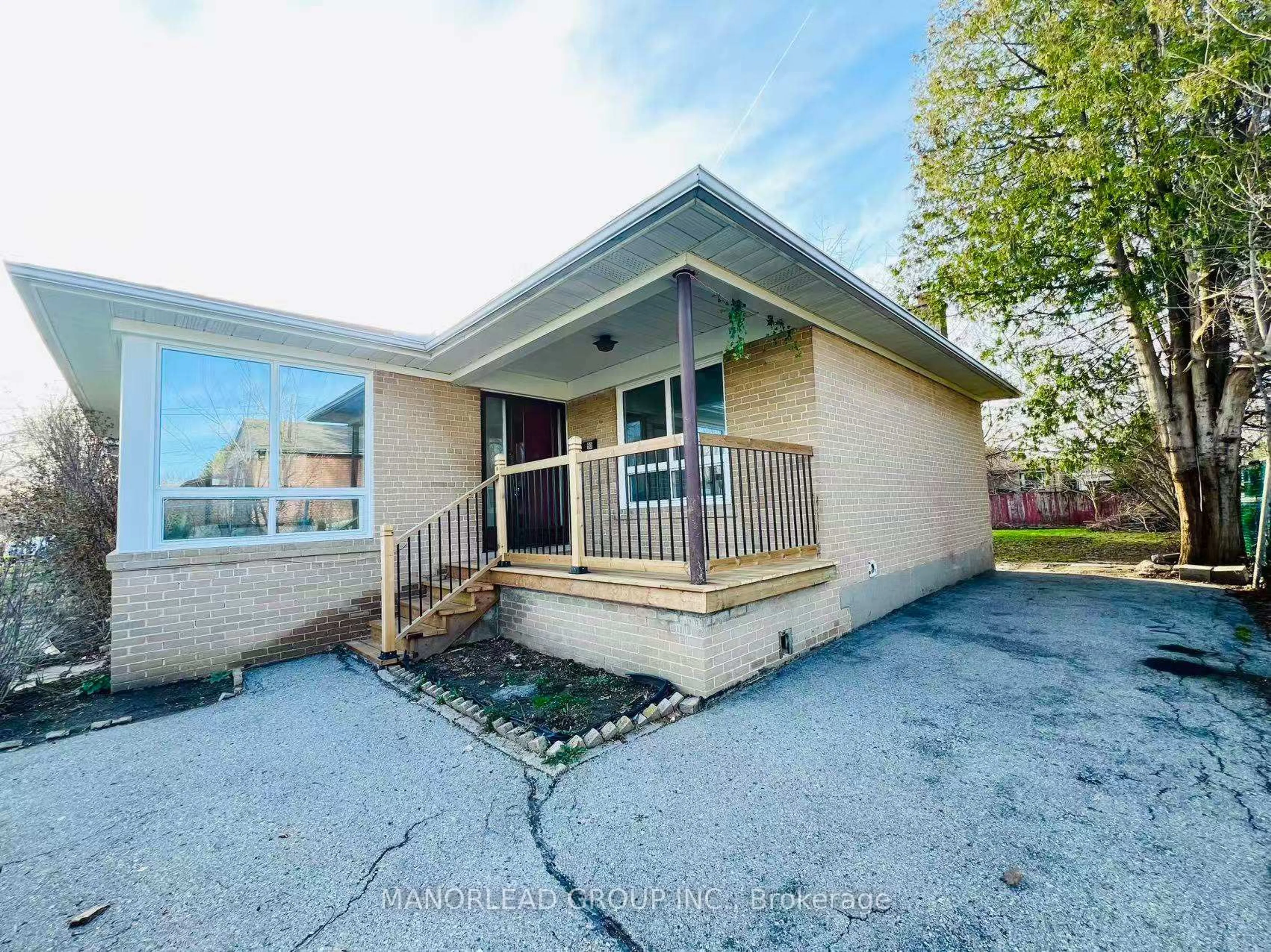 Unknown for 90 Rockport Cres, Richmond Hill Ontario L4C 2L8