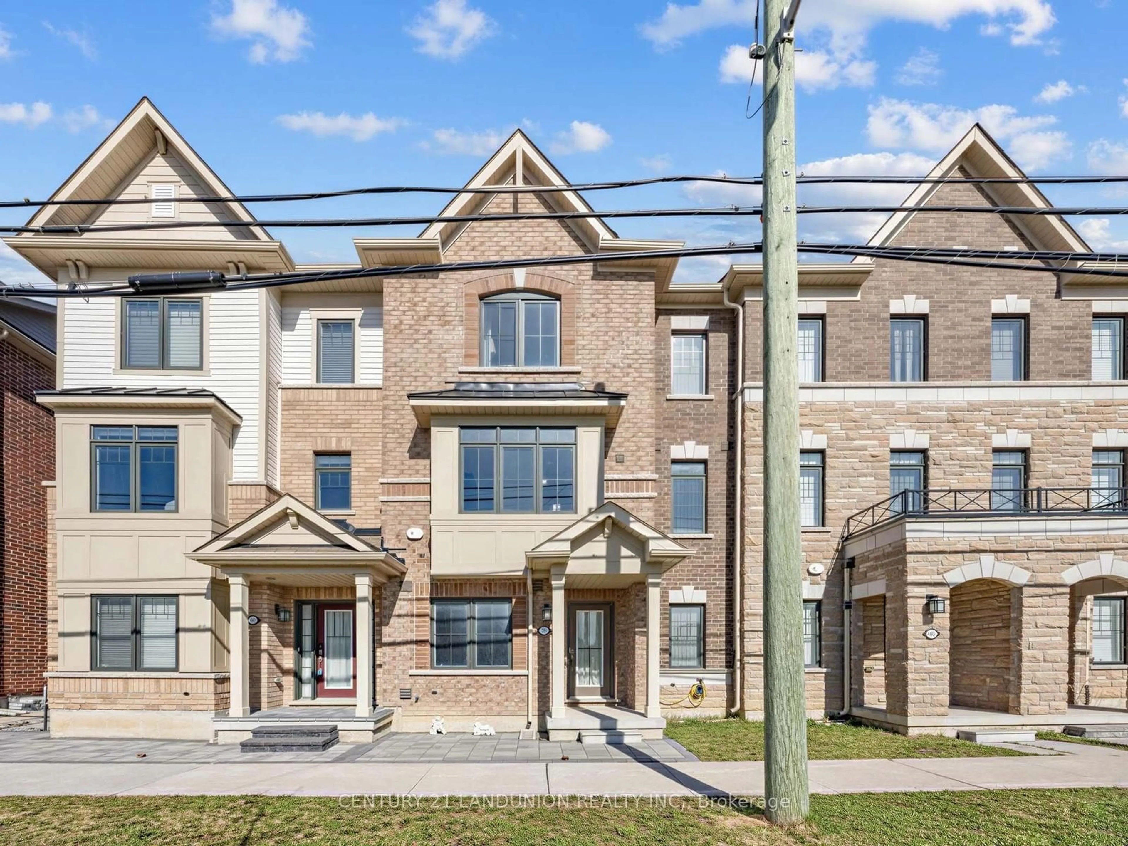 Home with brick exterior material, street for 10941 Victoria Square Blvd, Markham Ontario L6C 0Z3
