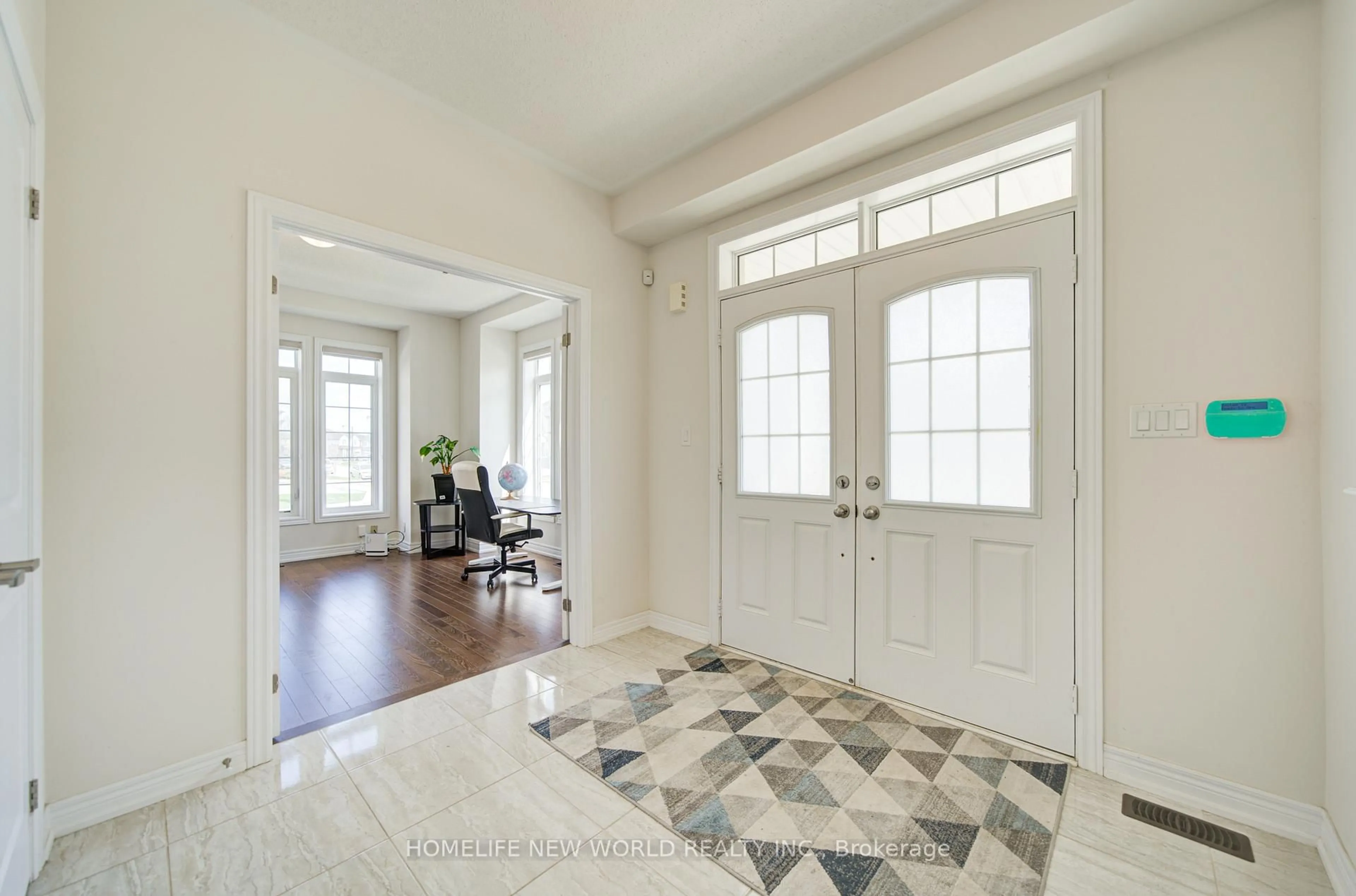 Indoor entryway for 1 Stilton Ave, Vaughan Ontario L4H 5B9