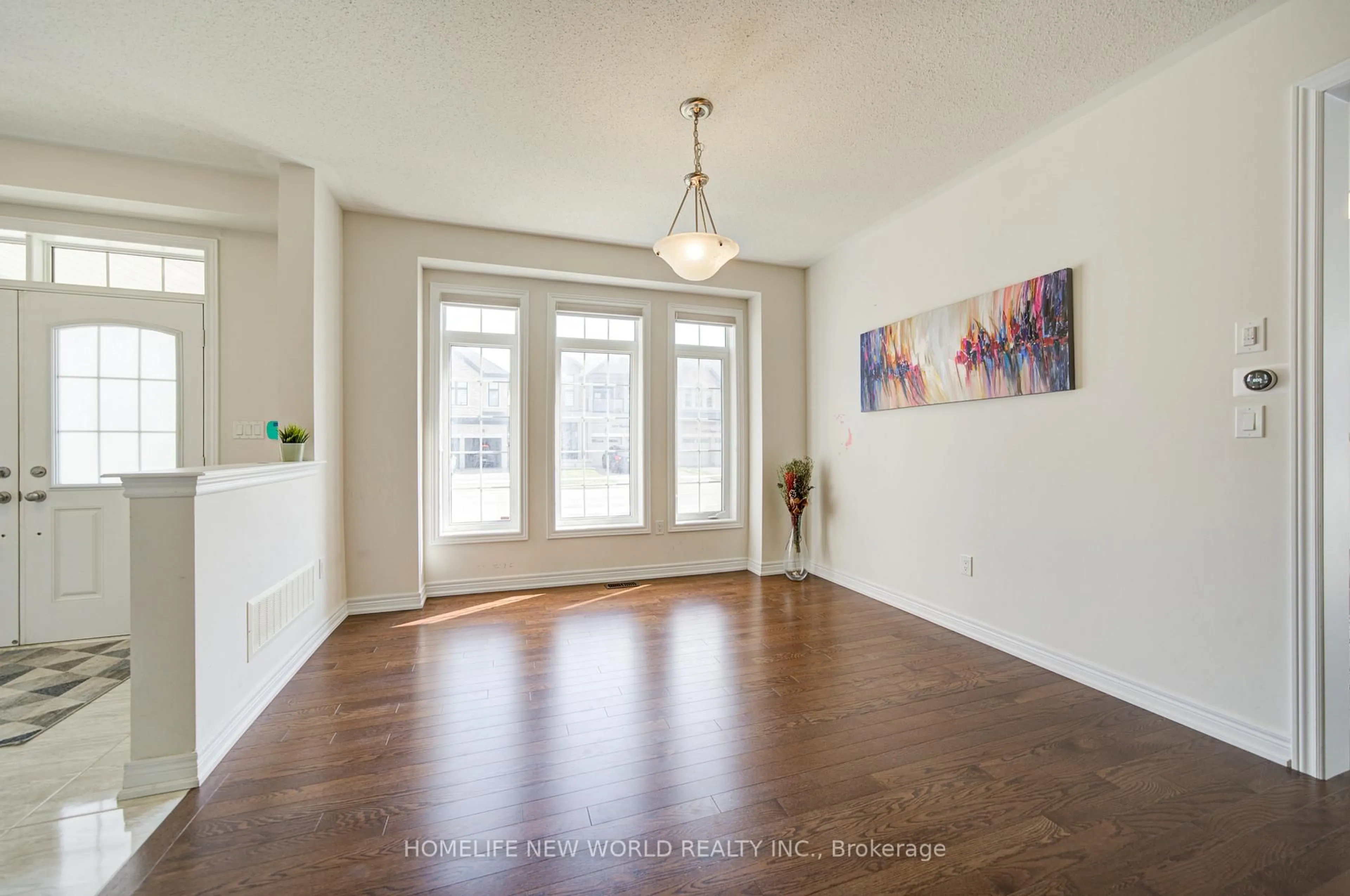 Indoor entryway for 1 Stilton Ave, Vaughan Ontario L4H 5B9