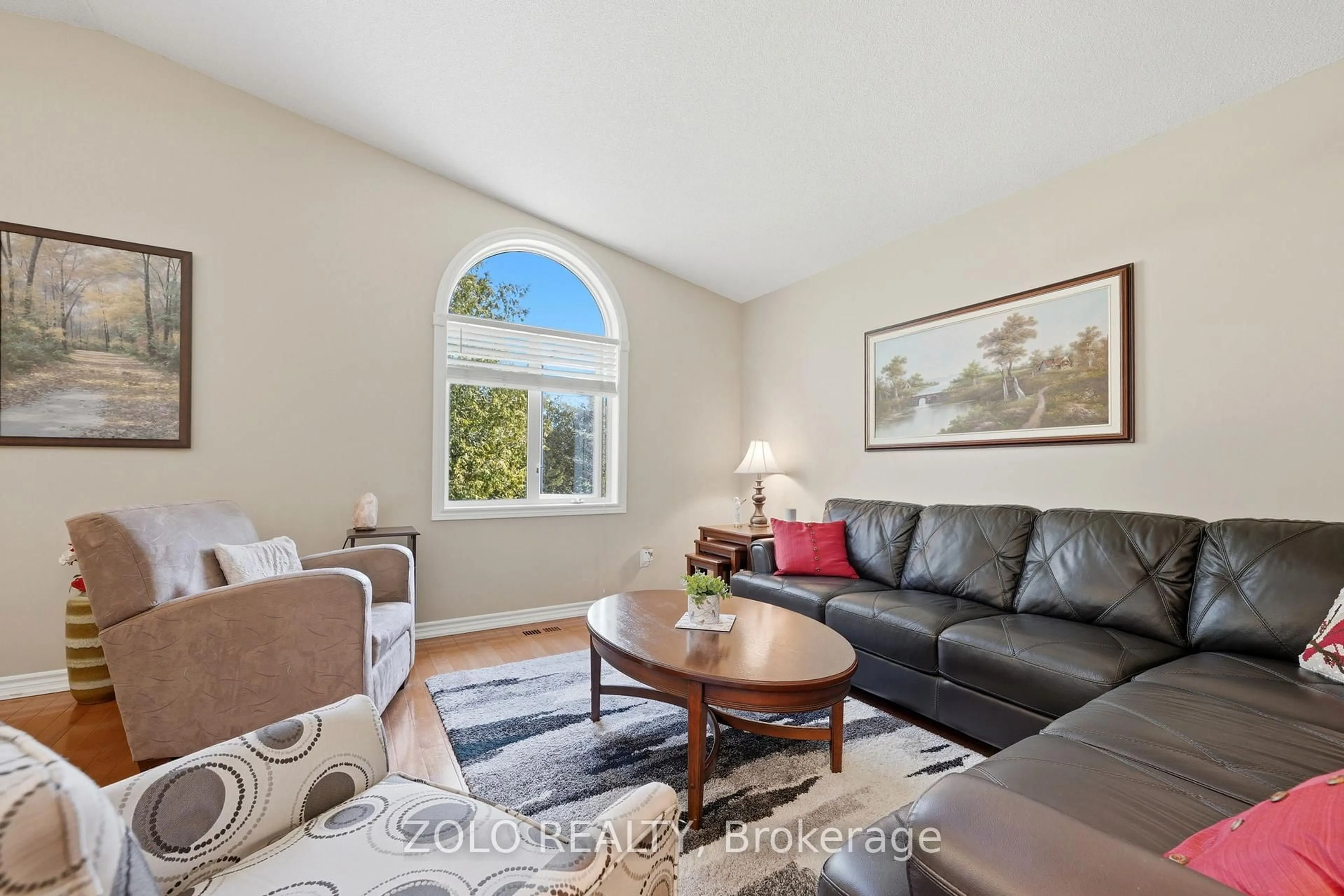 Living room with furniture, unknown for 30 Sunset Beach Rd, Georgina Ontario L0E 1N0
