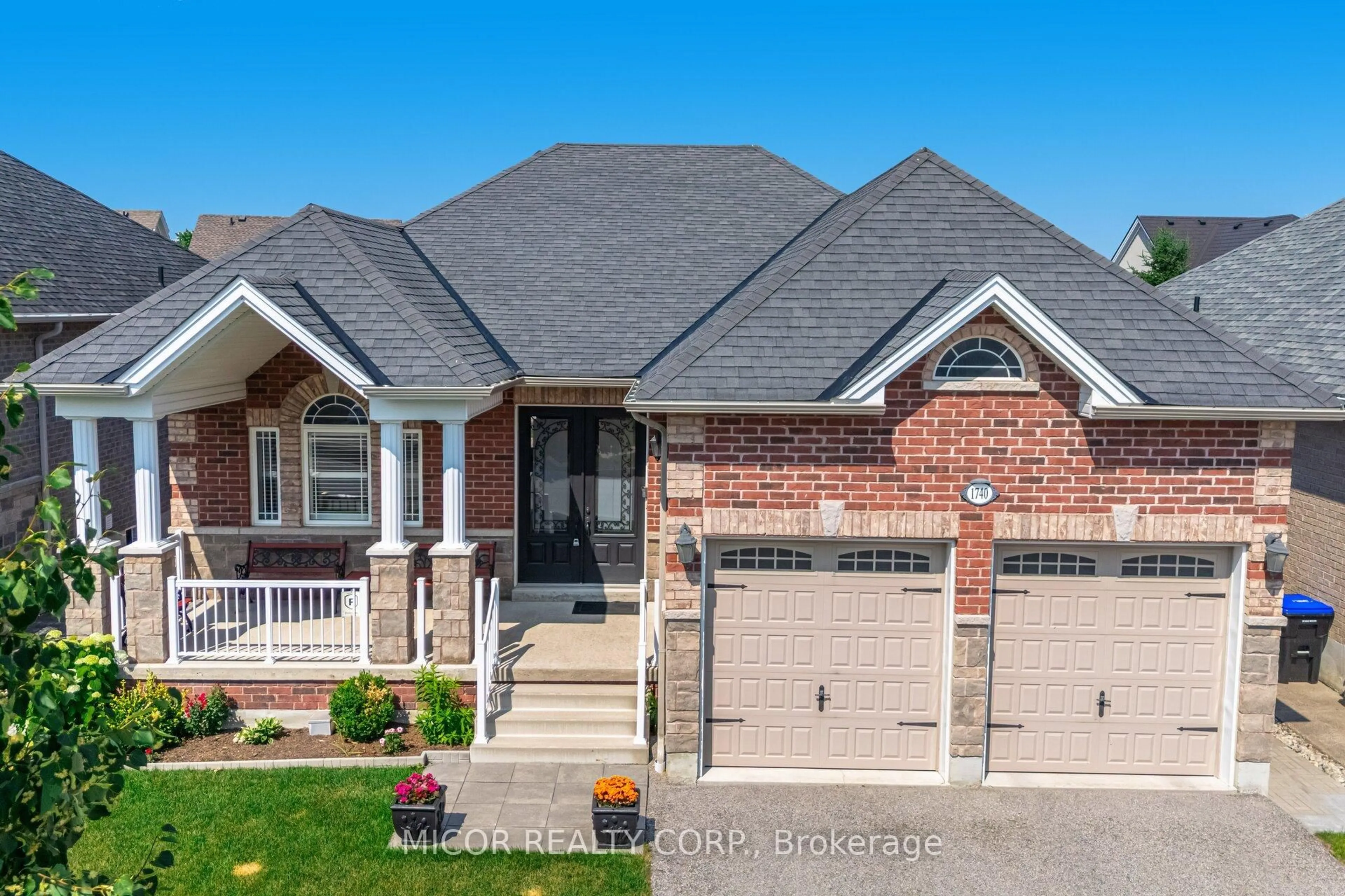 Home with brick exterior material, street for 1740 Angus St, Innisfil Ontario L9S 4X2