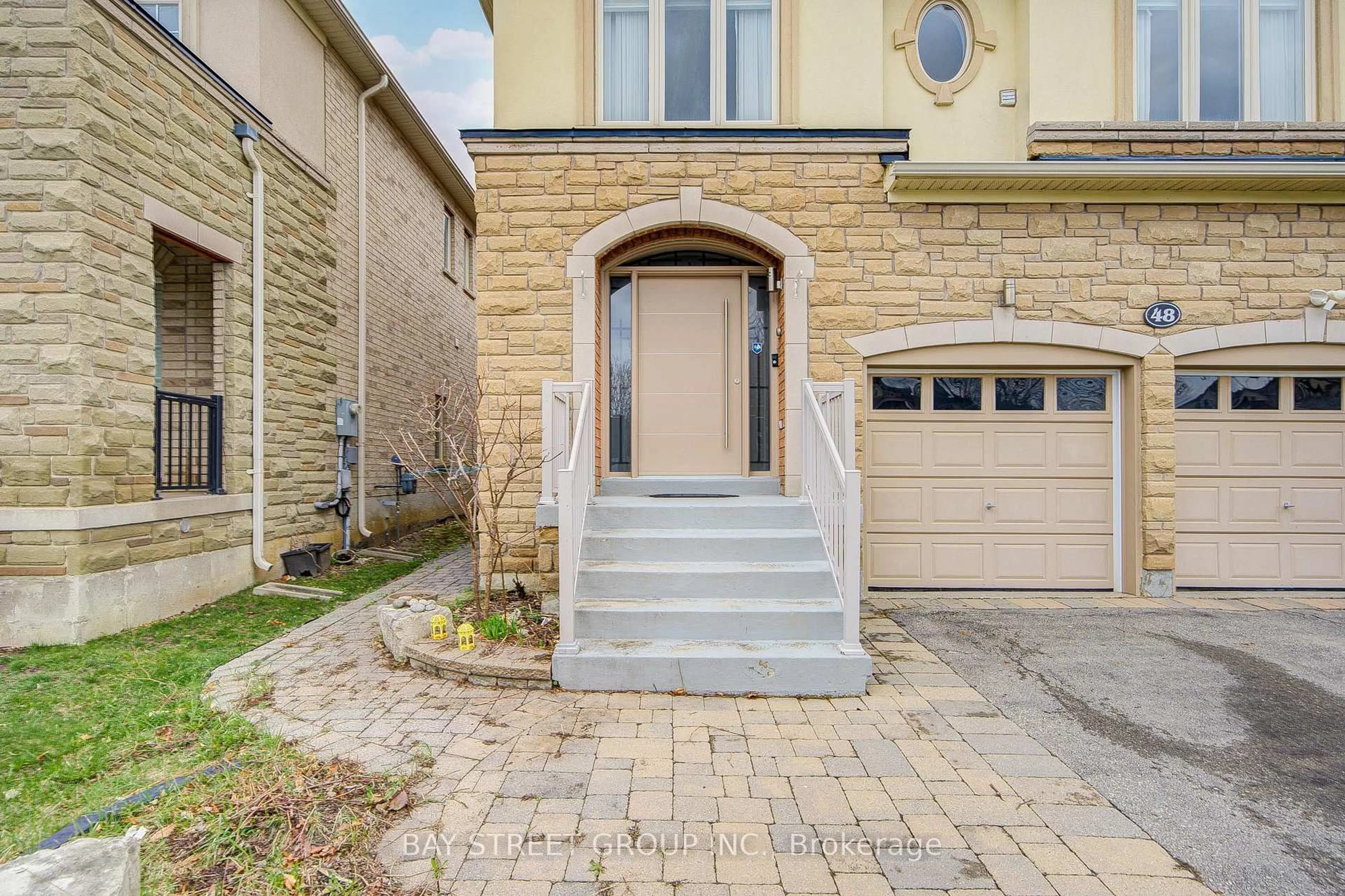 Unknown for 48 Cozens Dr, Richmond Hill Ontario L4E 4W6