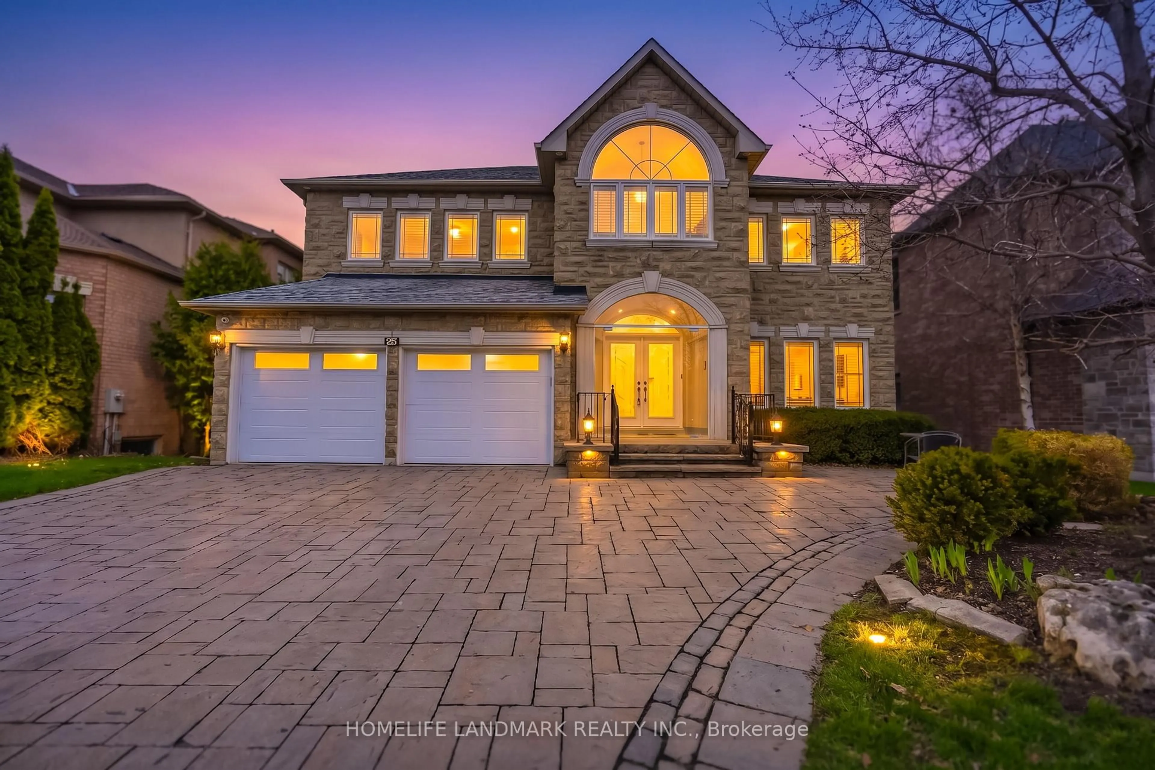 Home with brick exterior material, street for 94 Pathlane Rd, Richmond Hill Ontario L4B 4C7