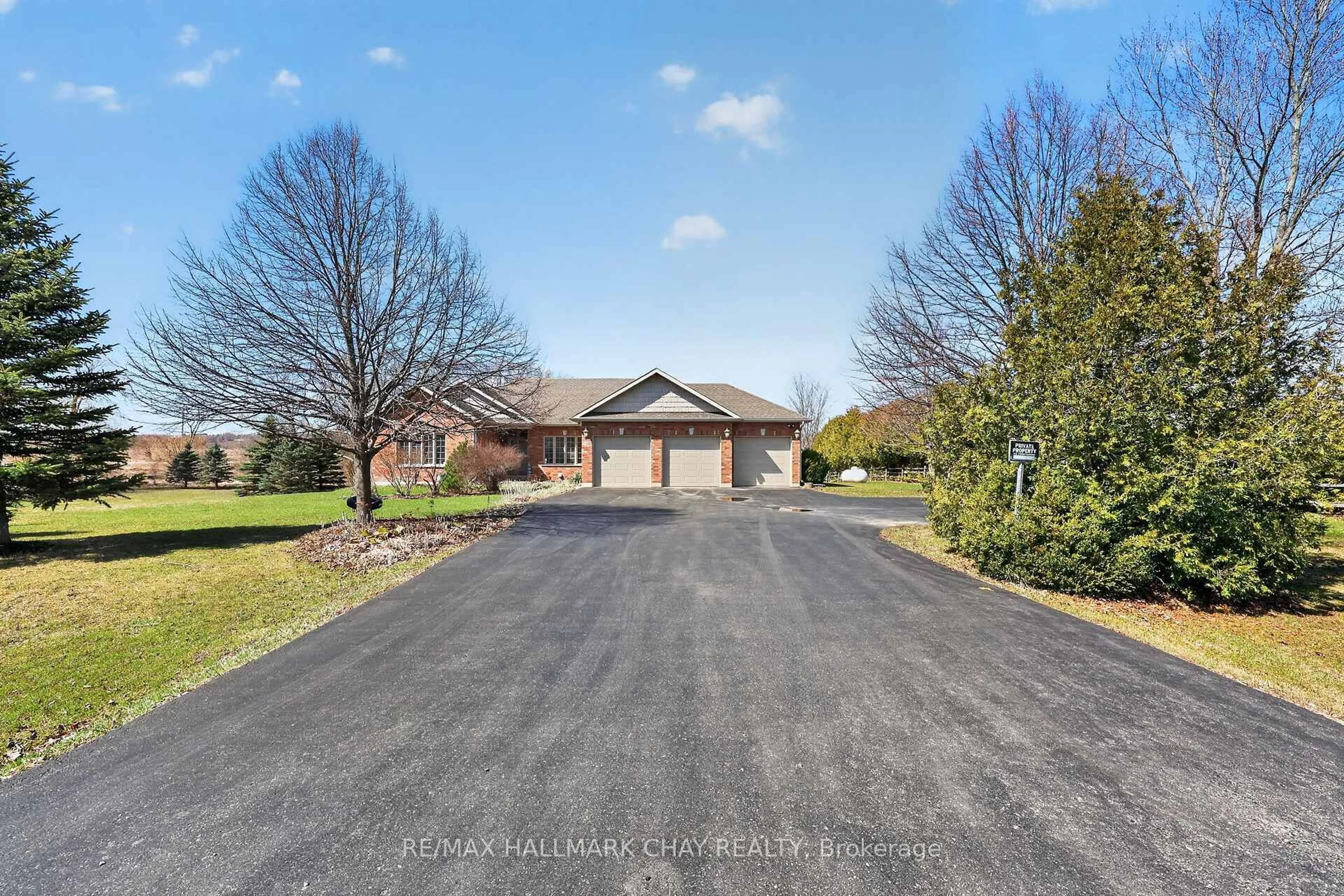 A pic from outside/outdoor area/front of a property/back of a property/a pic from drone, street for 4912 Concession Rd 3 Rd, Adjala-Tosorontio Ontario L0M 1J0