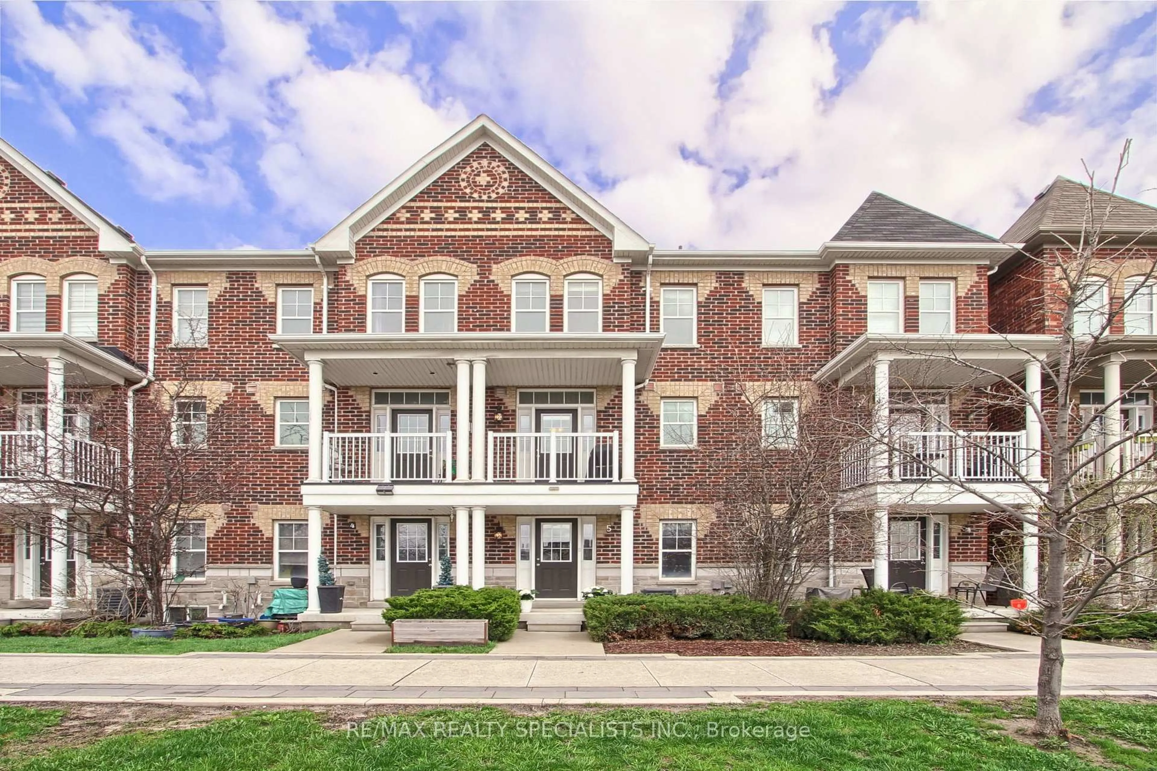 Home with brick exterior material, street for 10 Porter Ave #5, Vaughan Ontario L4L 0H1