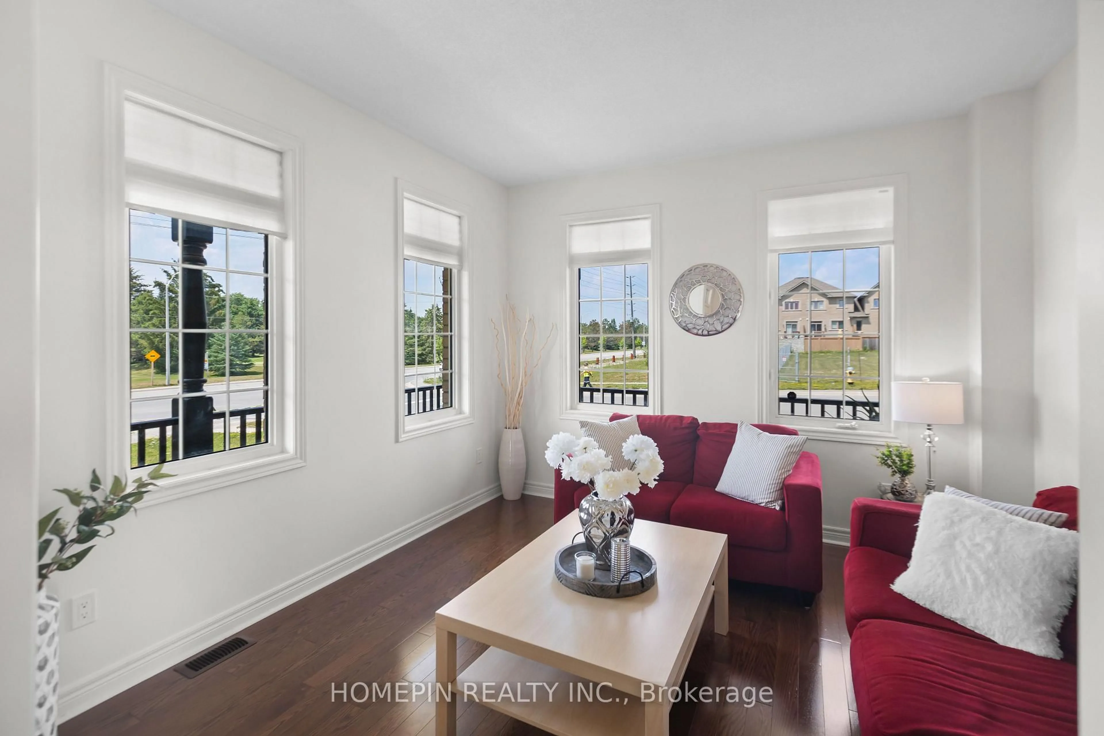 Unknown for 1 Treetops Blvd, New Tecumseth Ontario L9R 0M4