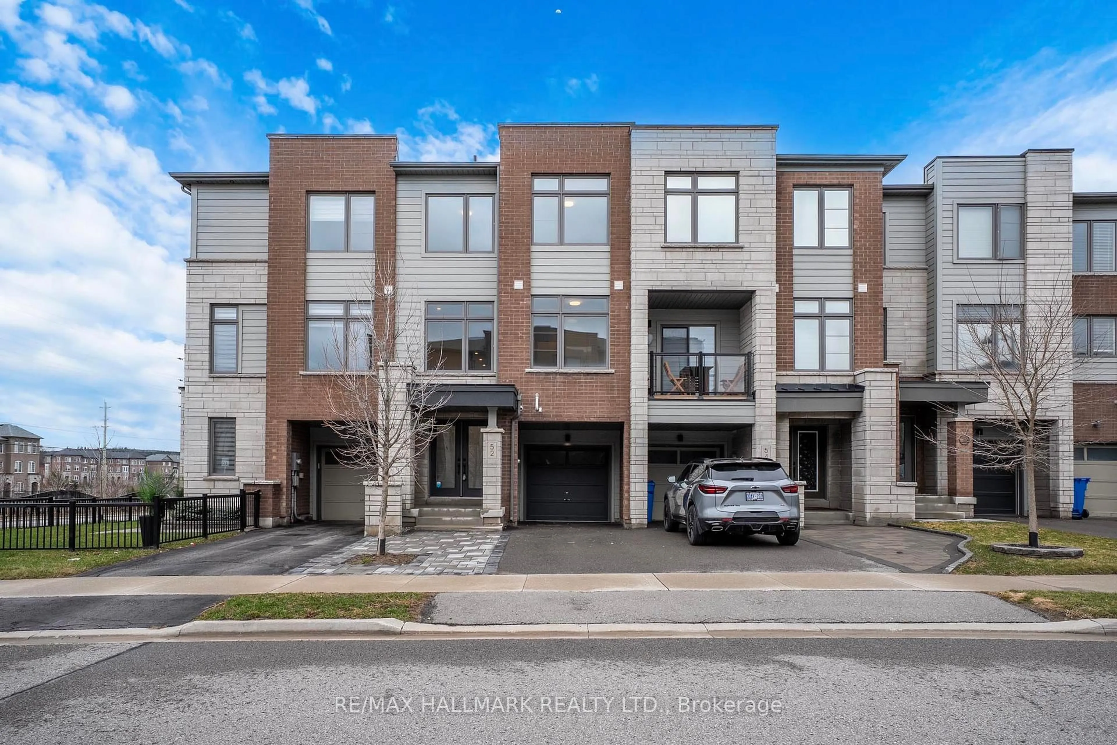 Unknown for 52 Allure St, Newmarket Ontario L3X 0L2