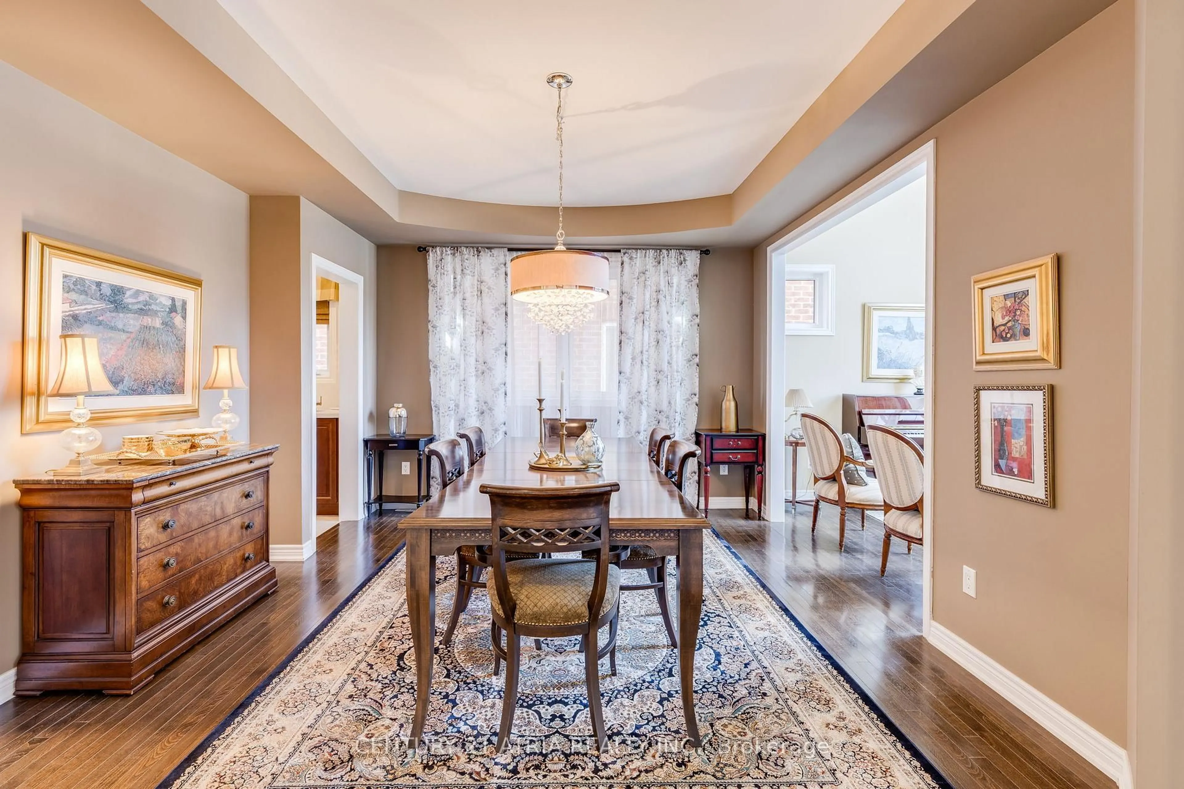 Dining room, unknown for 23 Weslock Cres, Aurora Ontario L4G 7Y9