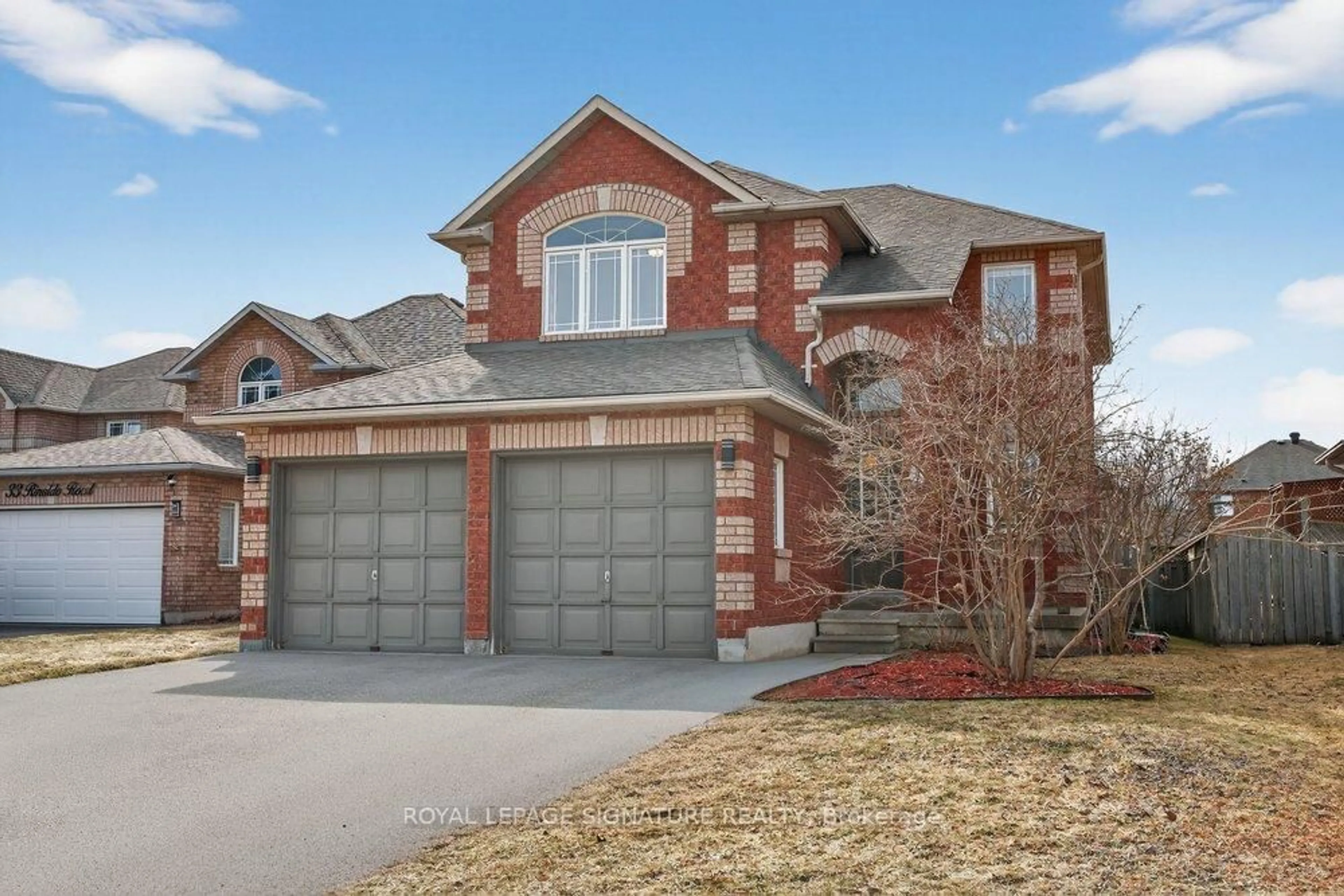 Home with brick exterior material, street for 31 Rinaldo Rd, Georgina Ontario L4P 3X9