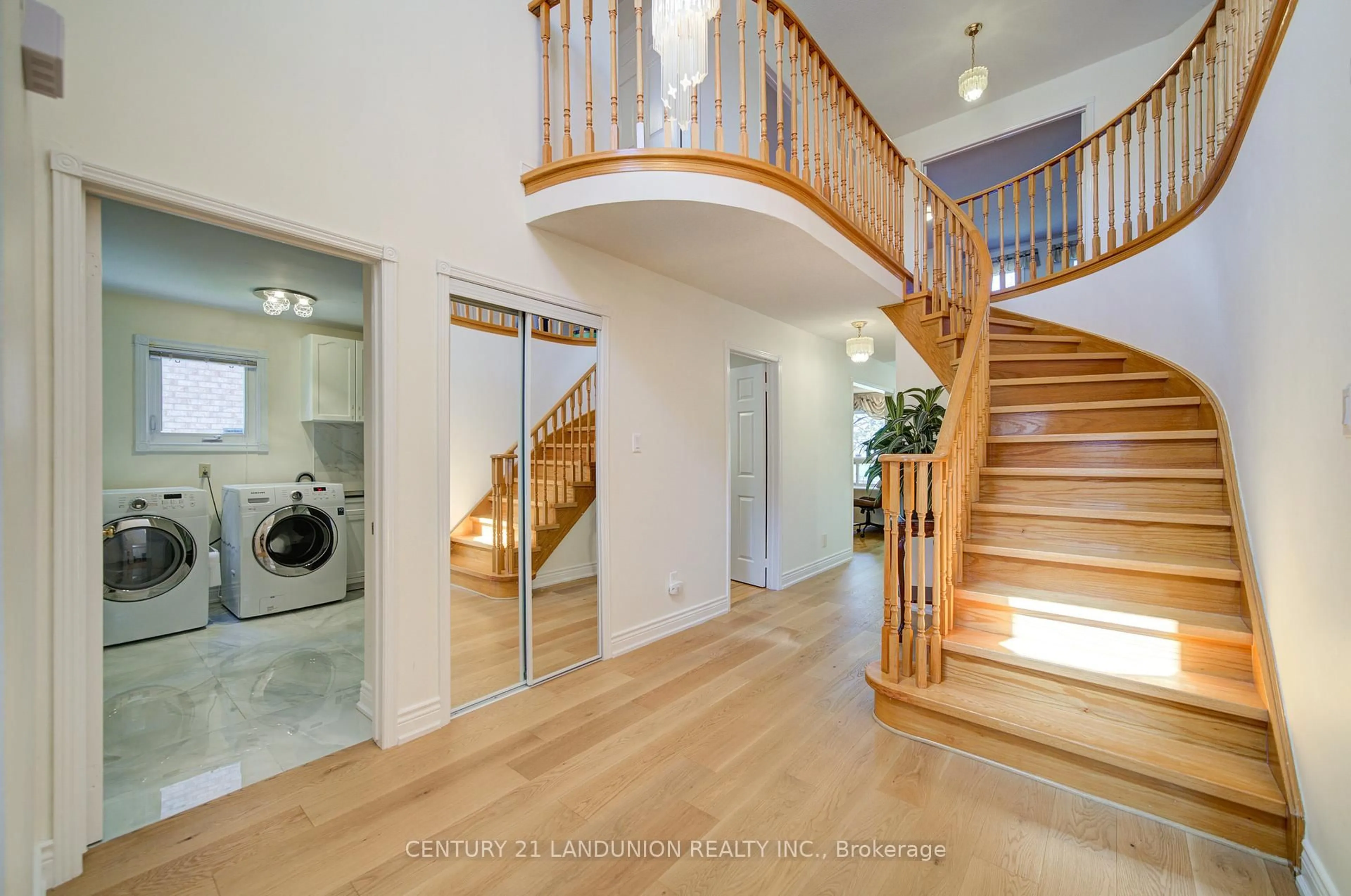 Unknown for 49 John Stiver Cres, Markham Ontario L3R 9B6