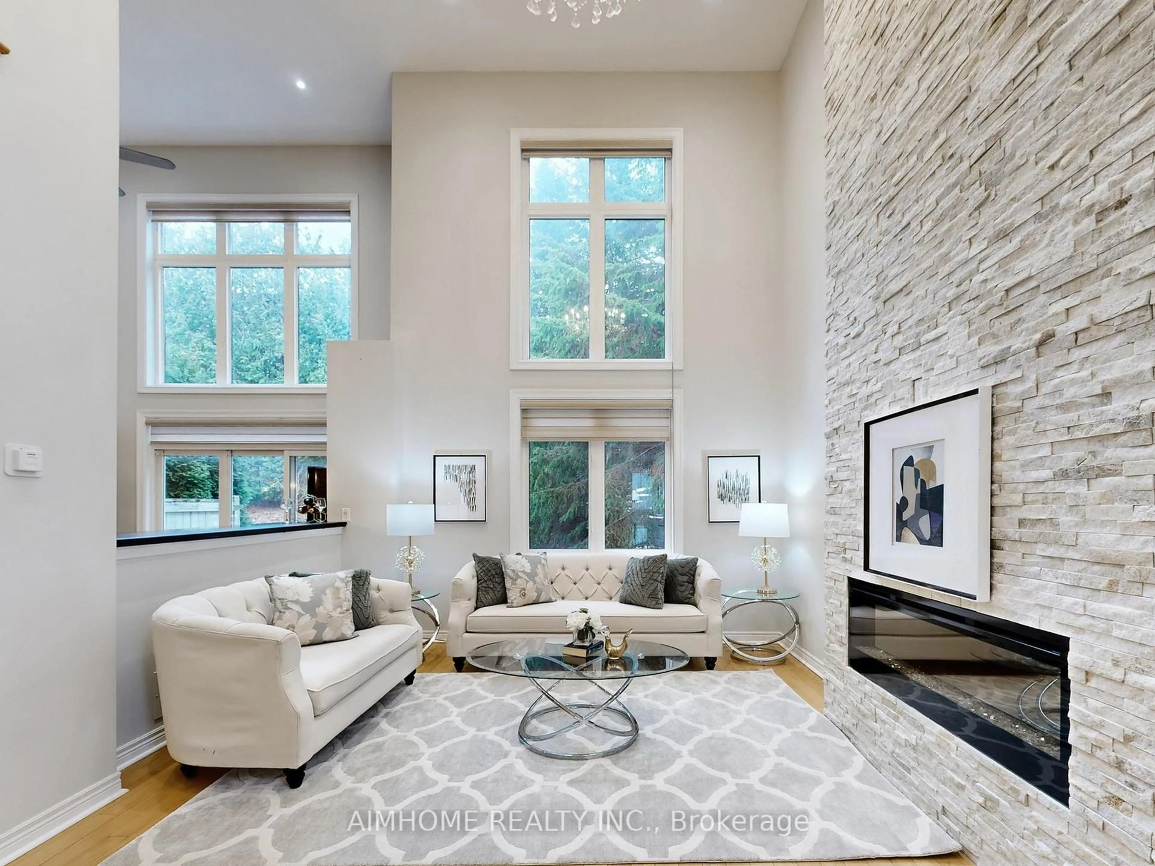 Living room with furniture, unknown for 962 On Bogart Circ, Newmarket Ontario L3Y 8T4