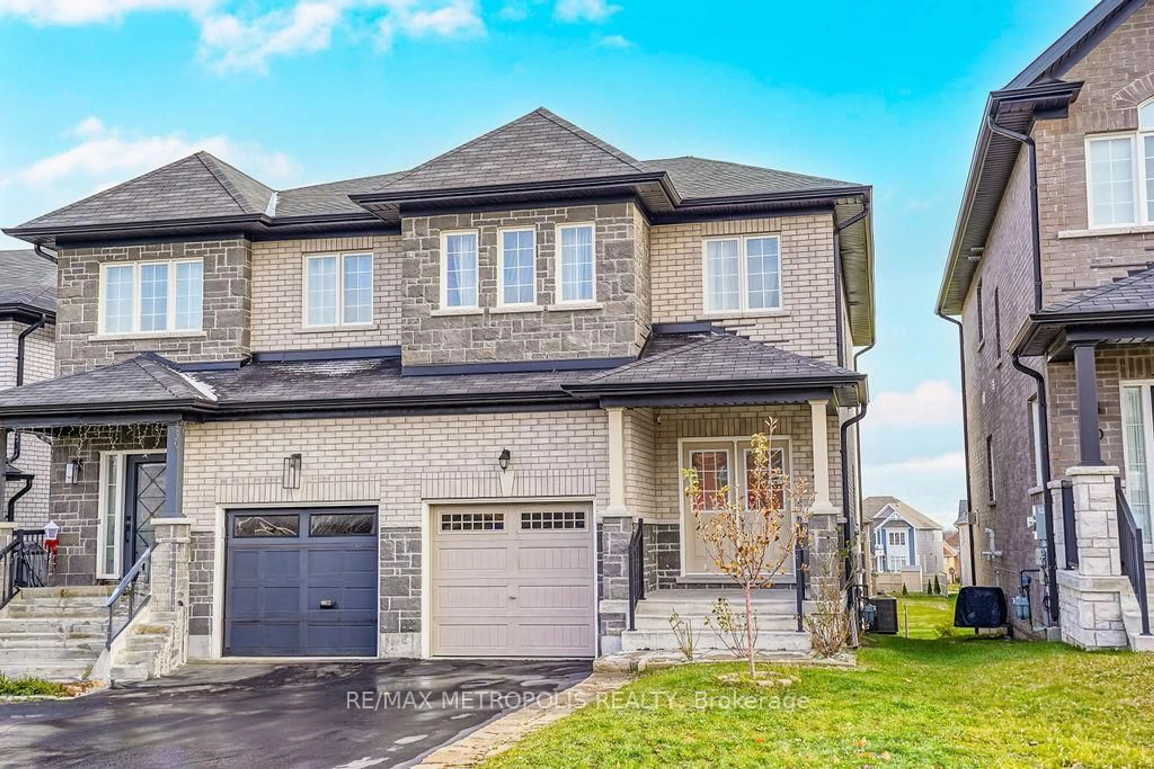 Unknown for 22 Haskins Cres, Georgina Ontario L4P 0H4