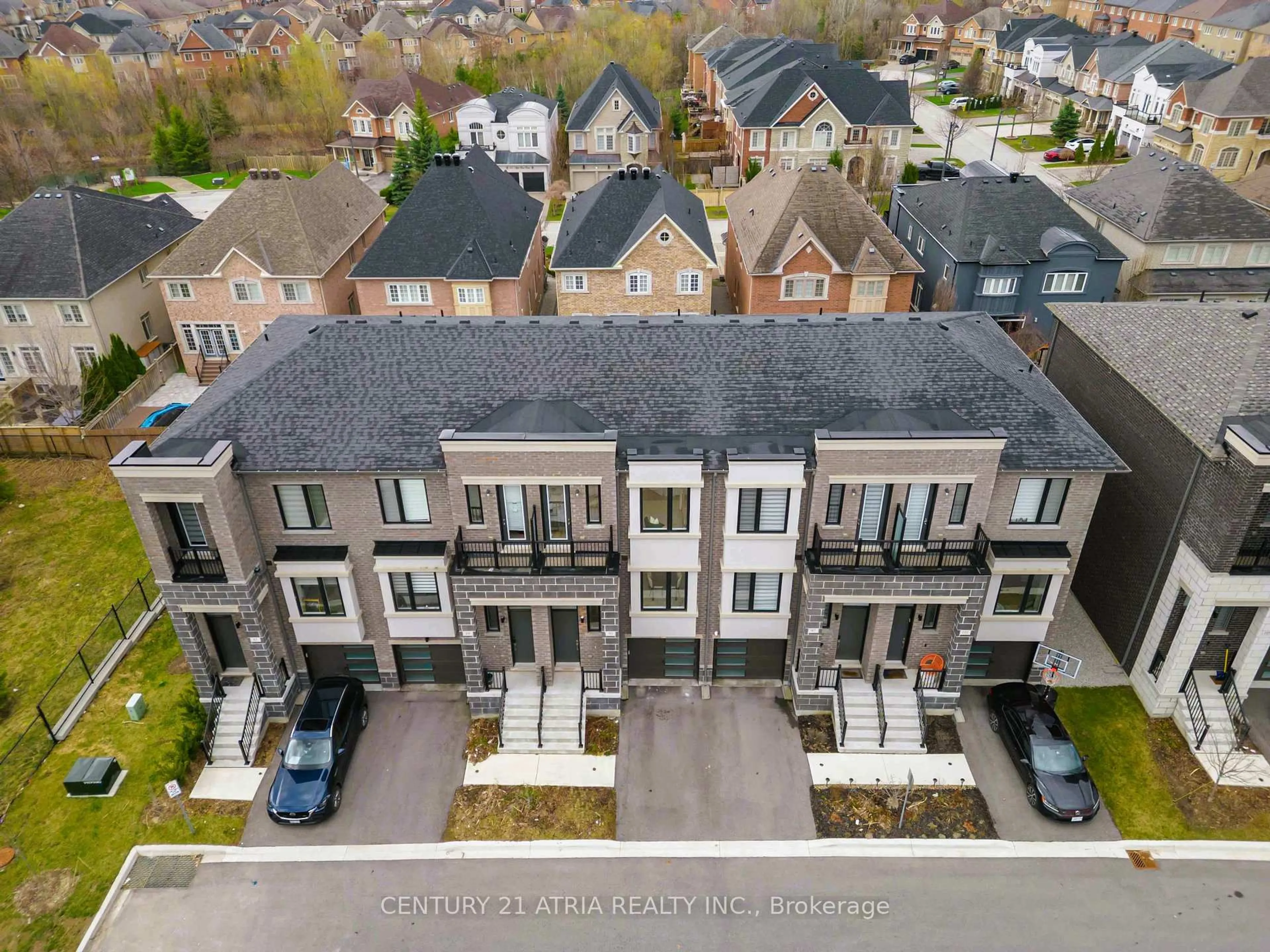 A pic from outside/outdoor area/front of a property/back of a property/a pic from drone, street for 93 Rattenbury Rd, Vaughan Ontario L6A 5C6