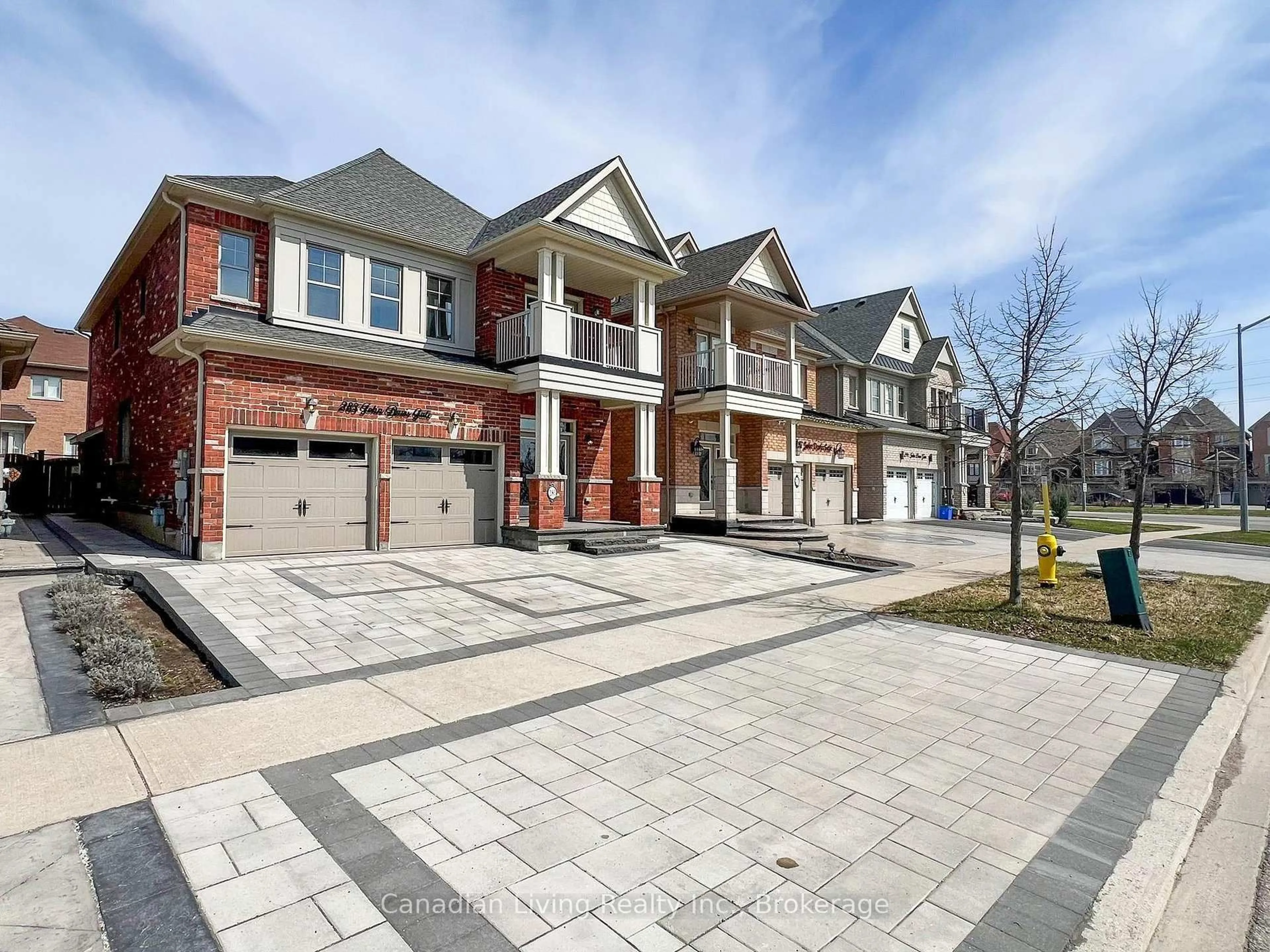 Home with brick exterior material, street for 283 John Davis Gate, Whitchurch-Stouffville Ontario L4A 1T5