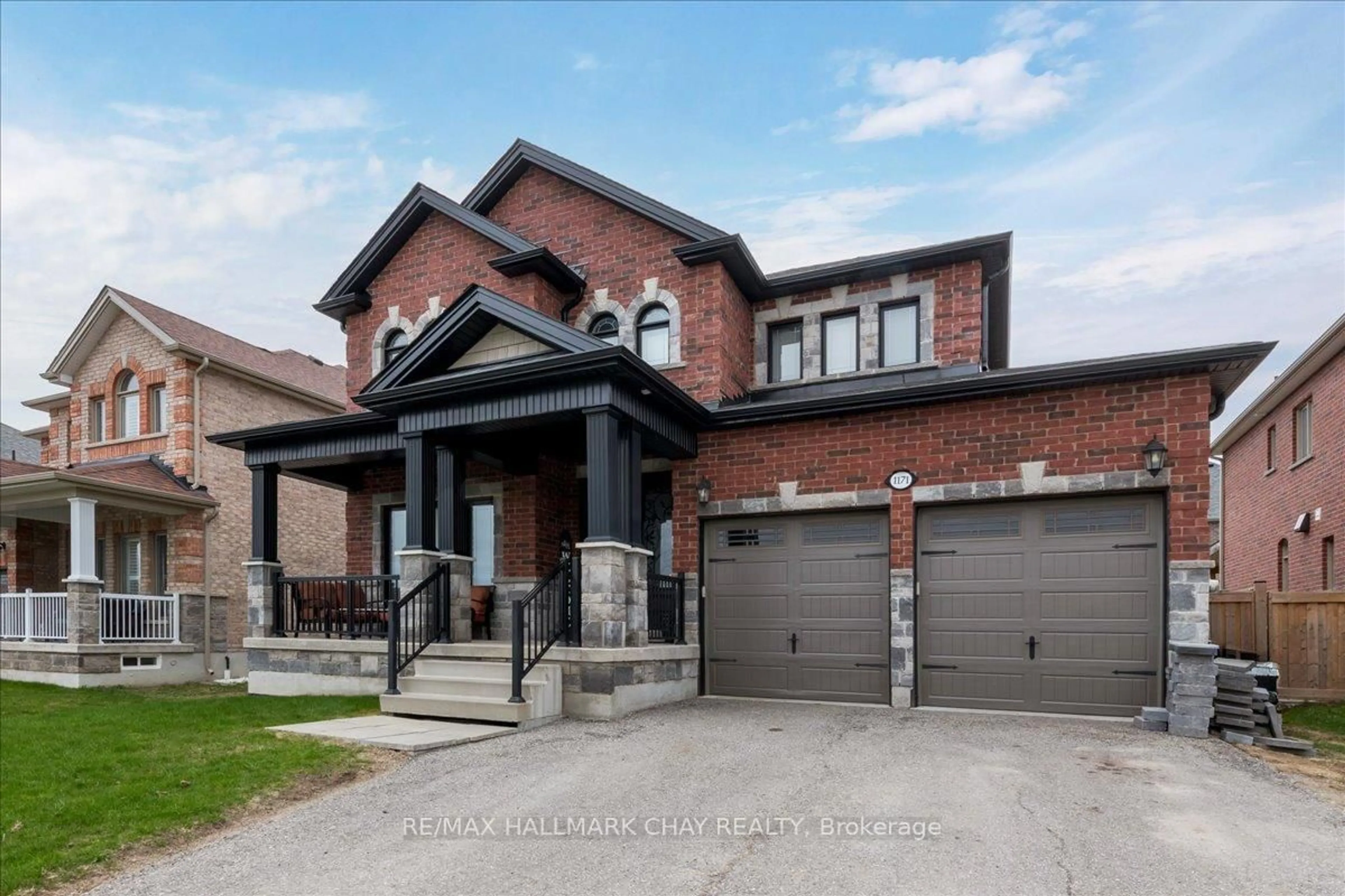 Home with brick exterior material, street for 1171 Quarry Dr, Innisfil Ontario L9S 4W8