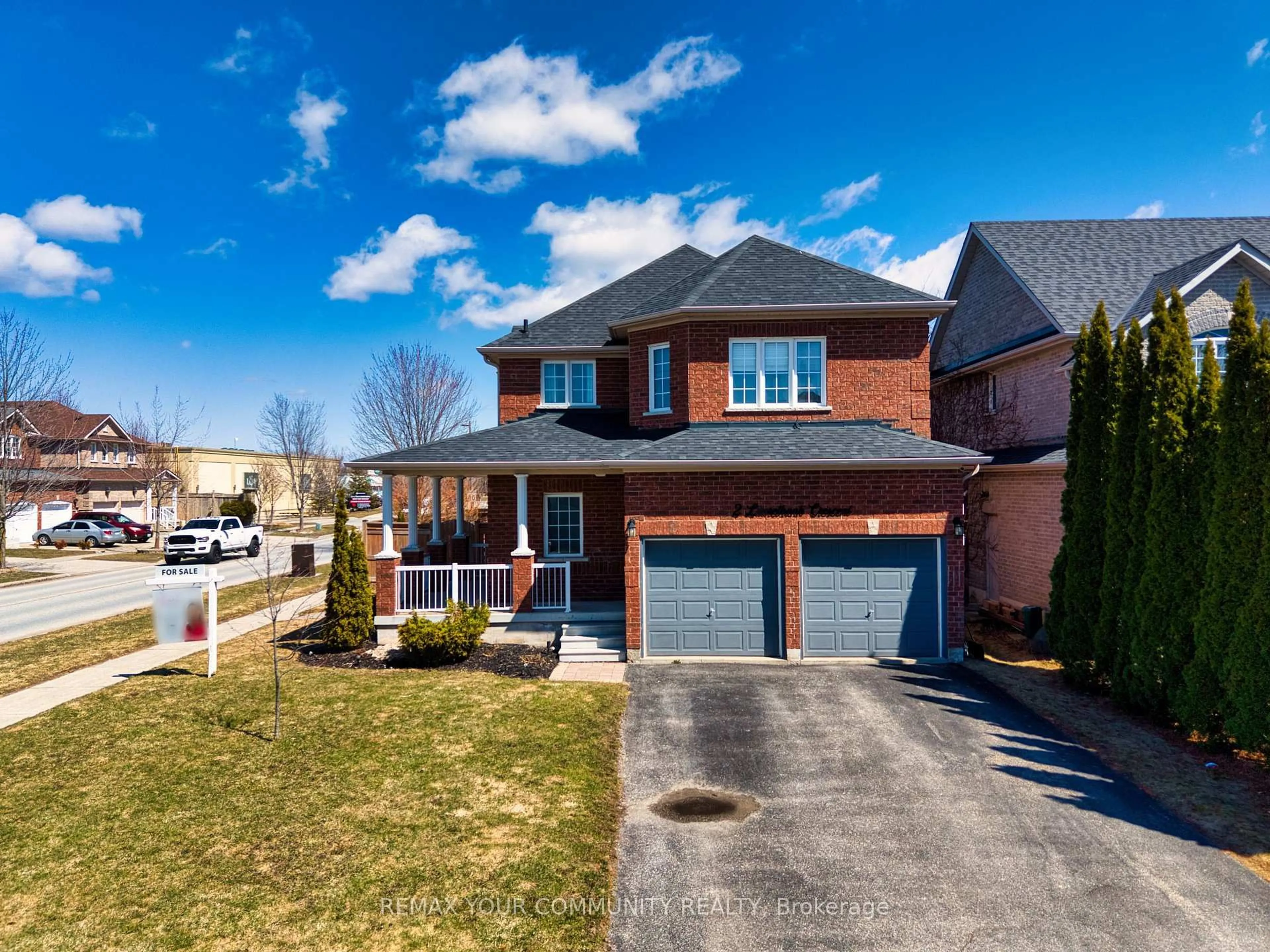 Home with brick exterior material, street for 2 Laurelbank Cres, Georgina Ontario L4P 4H6