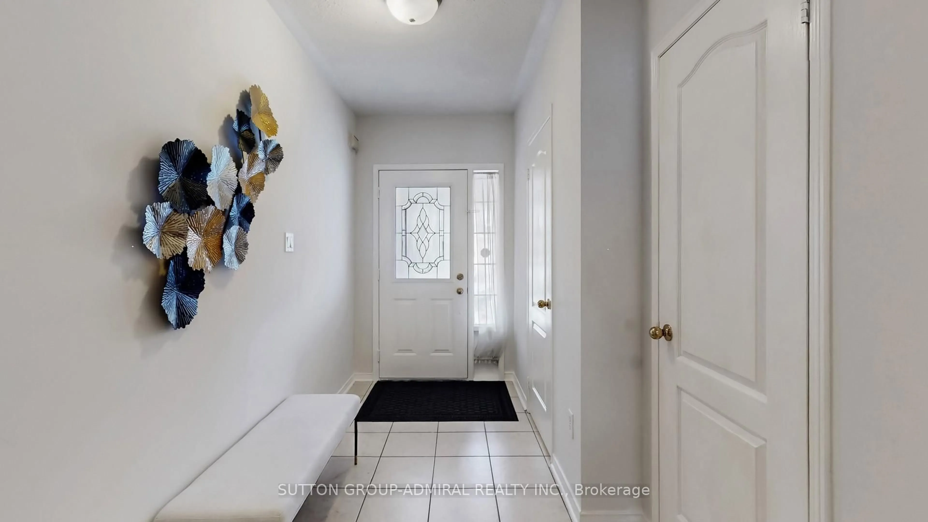 Indoor entryway for 78 Camino Dr, Vaughan Ontario L6A 3W6