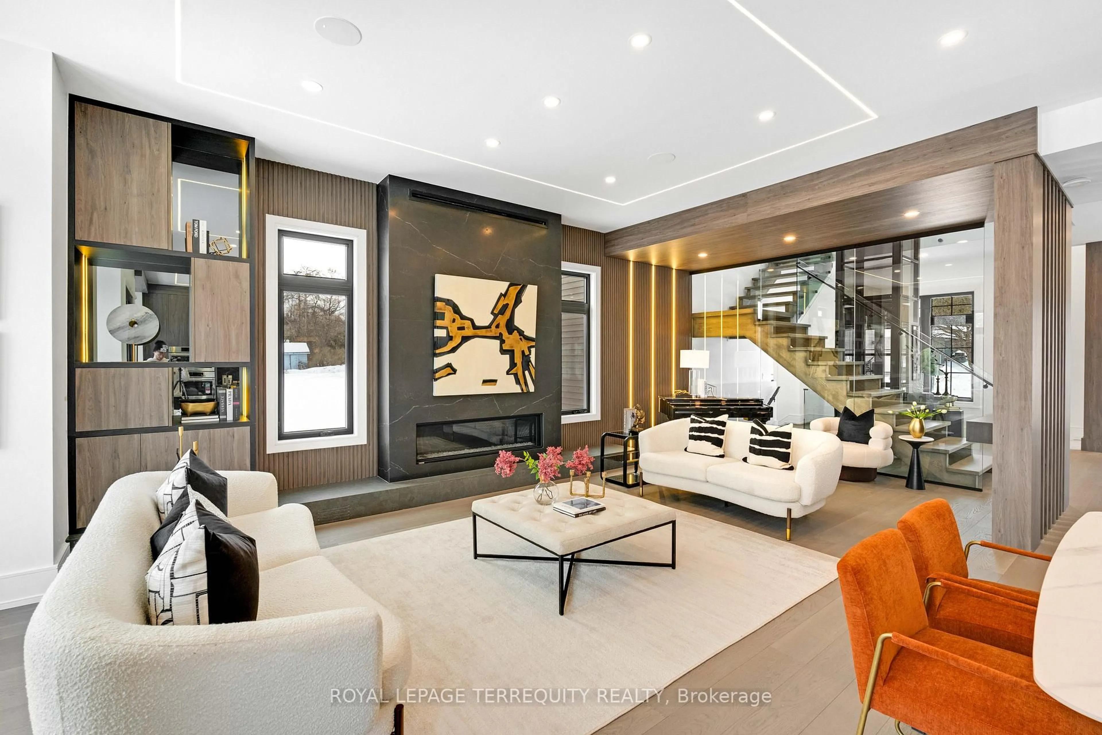 Unknown for 17 Connor Dr, Whitchurch-Stouffville Ontario L4A 2Z1