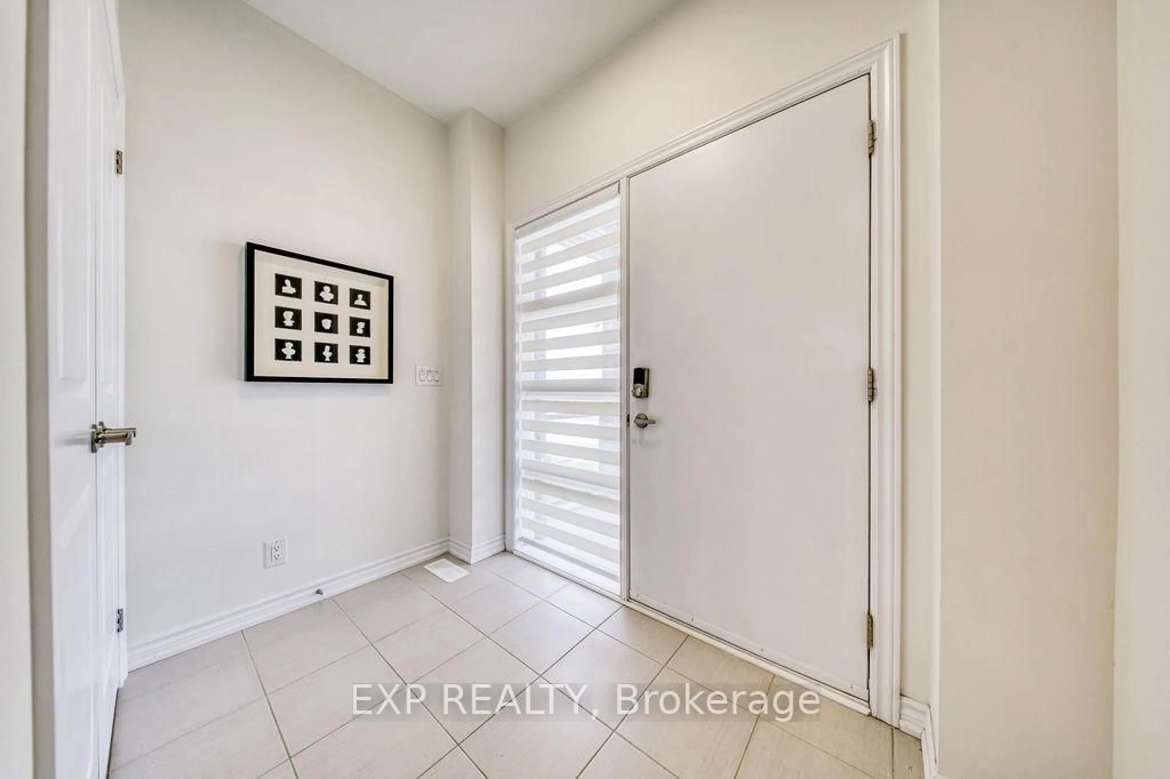 Indoor entryway for 69 Freeman Williams St, Markham Ontario L6C 3K4